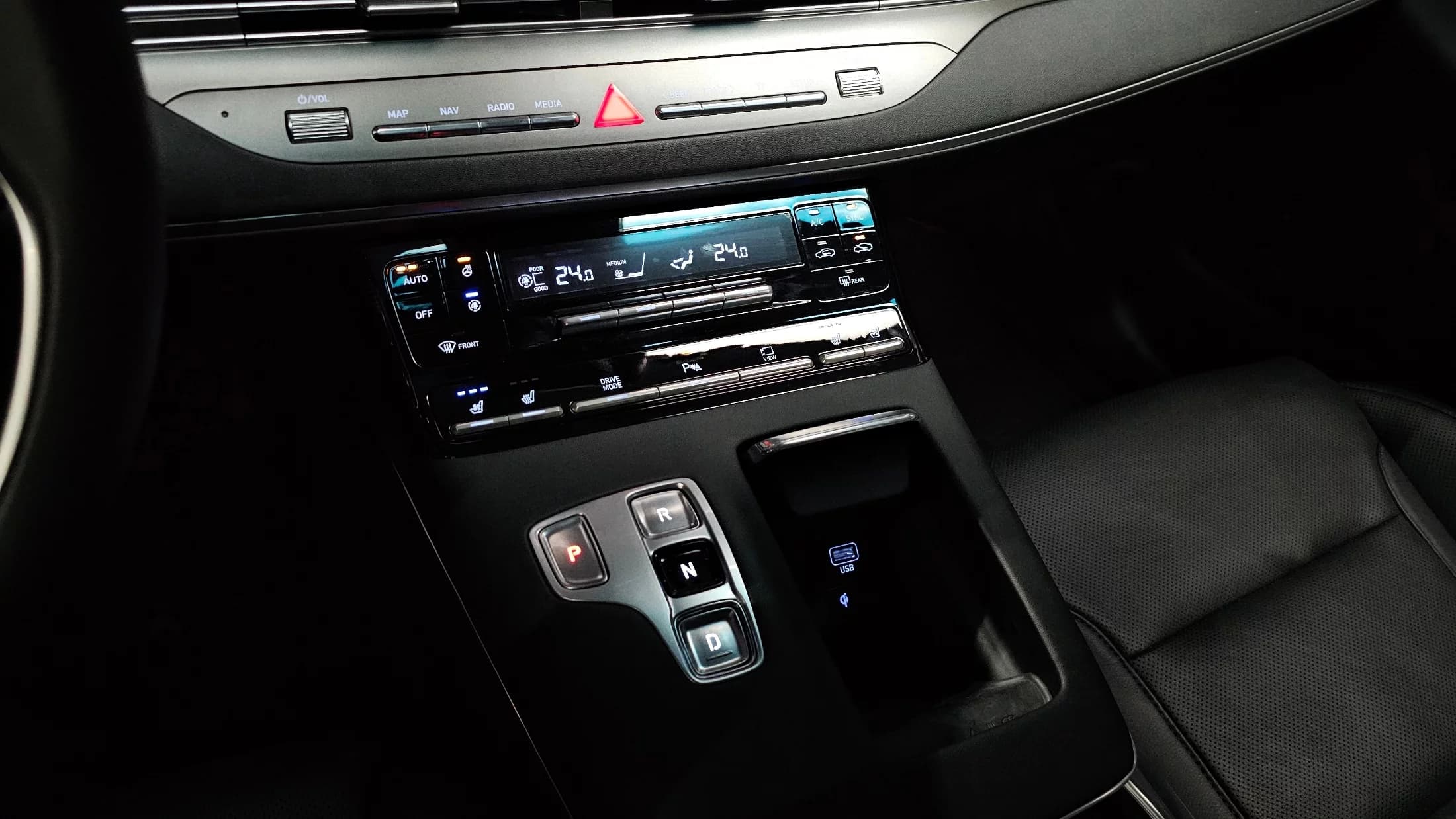 Hyundai Grandeur 3.3 Premium, 2022 г. 71702 км. — фото 9