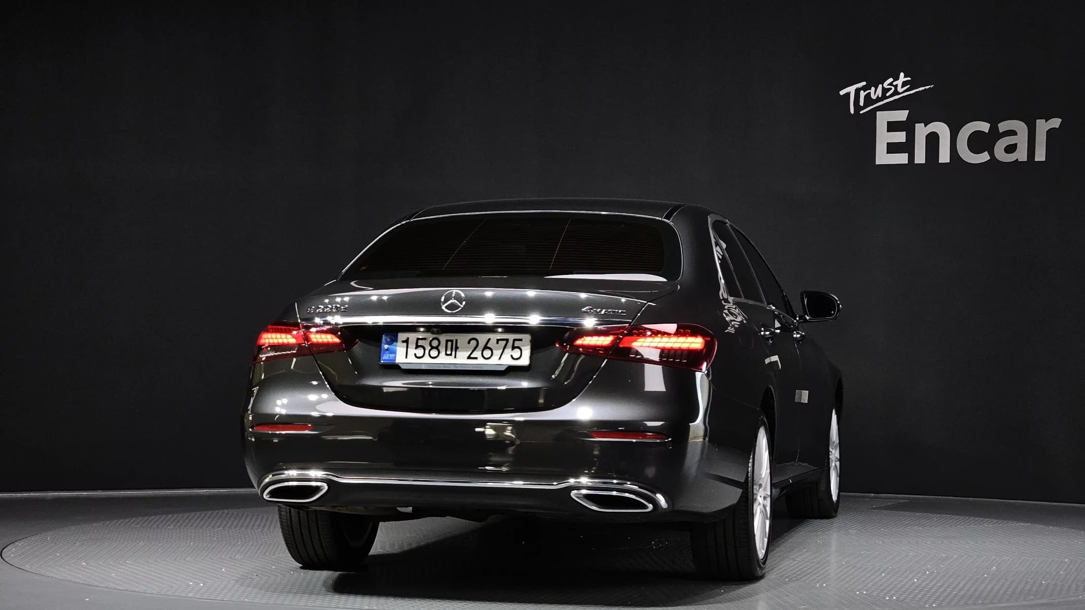 Mercedes-Benz E-Class E220d 4MATIC Exclusive, 2021 г. 56751 км. — фото 4