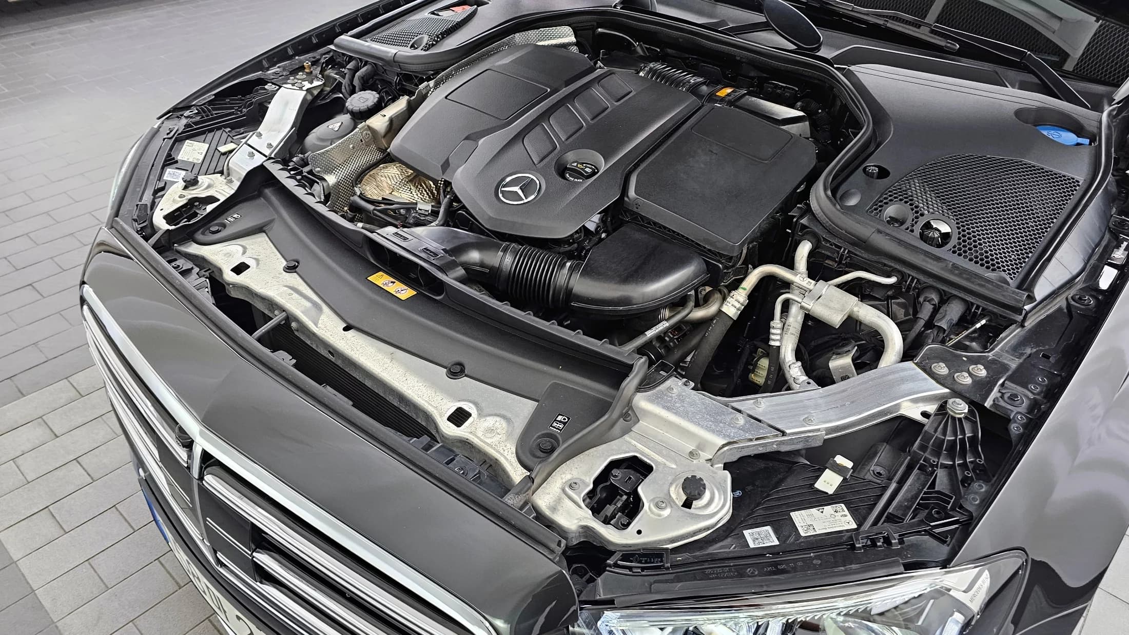 Mercedes-Benz E-Class E220d 4MATIC Exclusive, 2021 г. 56751 км. — фото 6