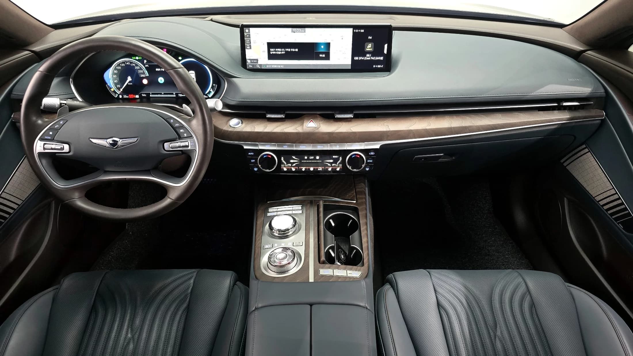 Genesis G80 Gasoline 2.5 Turbo AWD, 2023 г. 36286 км. — фото 7