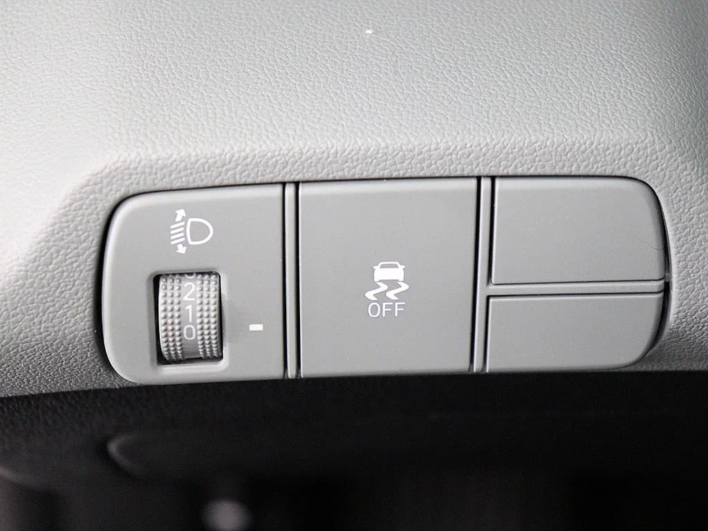 Hyundai AVANTE (Хендай Элантра) 1.6 Inspiration, 2024 г. 19591 км. — фото 11
