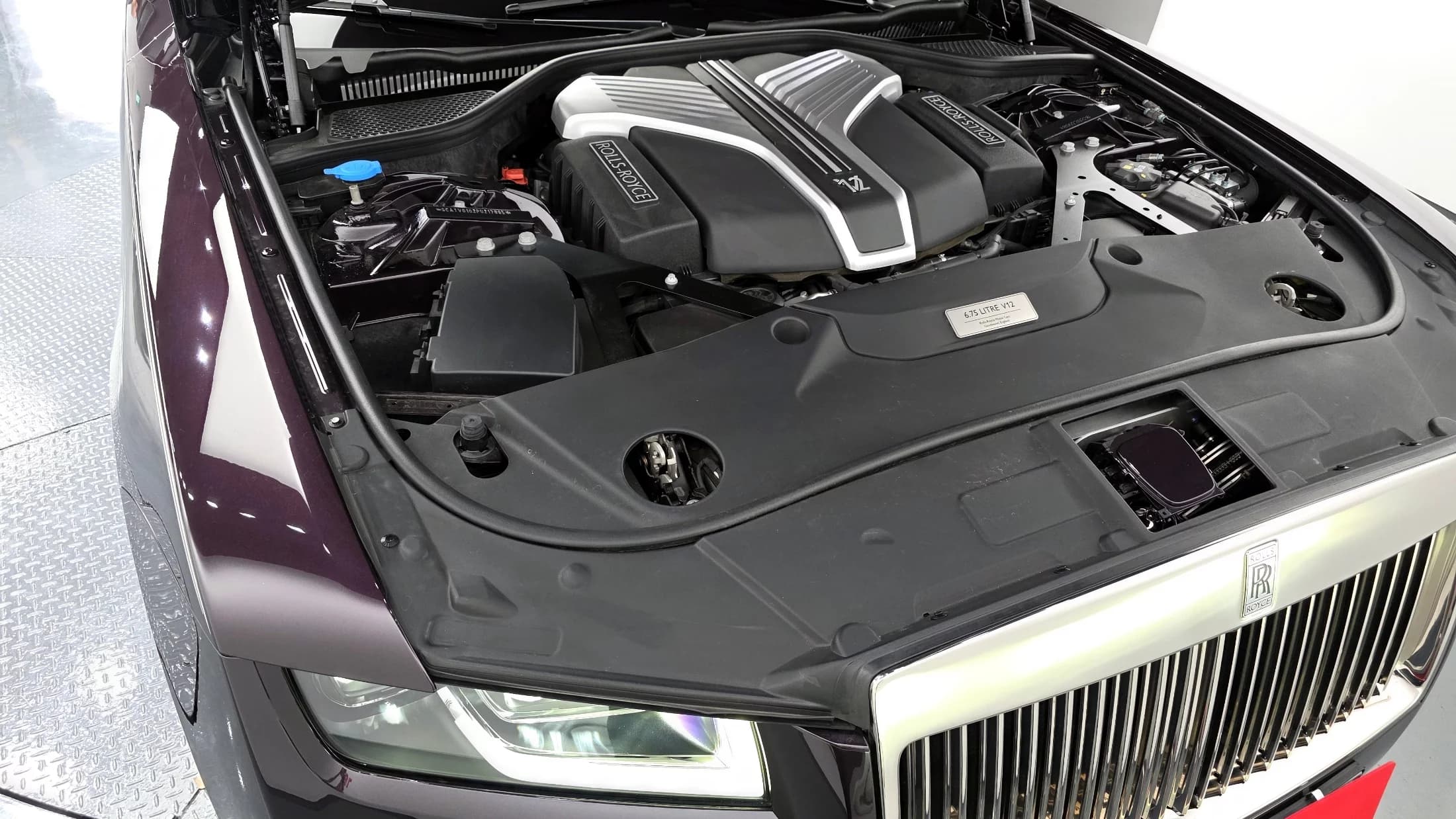 Rolls-Royce GHOST 6.7 V12, 2023 г. 7323 км. — фото 6