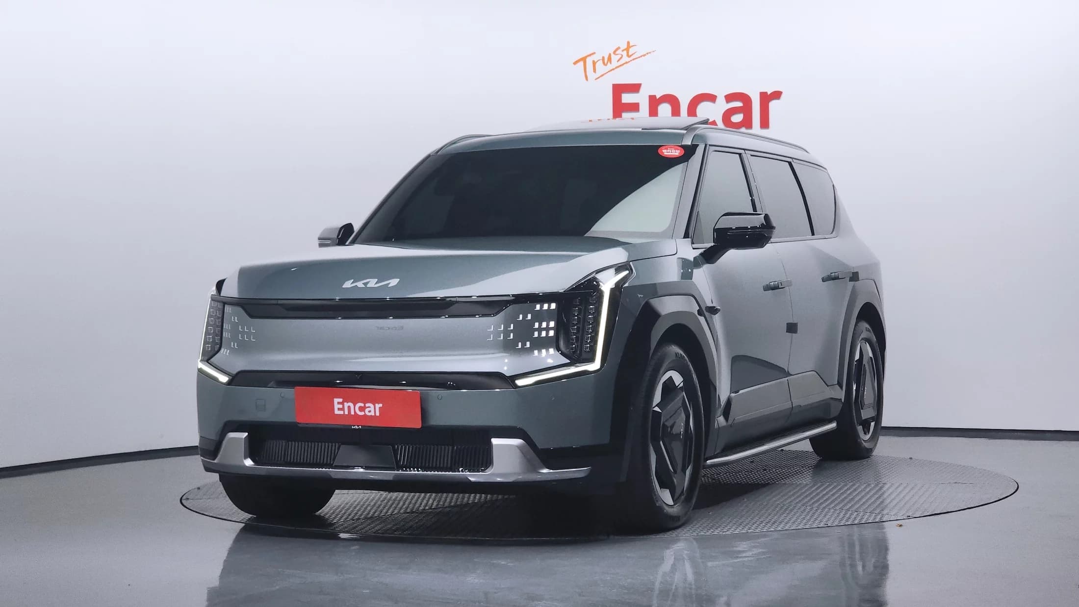 Kia EV9 Long Range Earth, электромобиль, 2023 г. 37950 км.