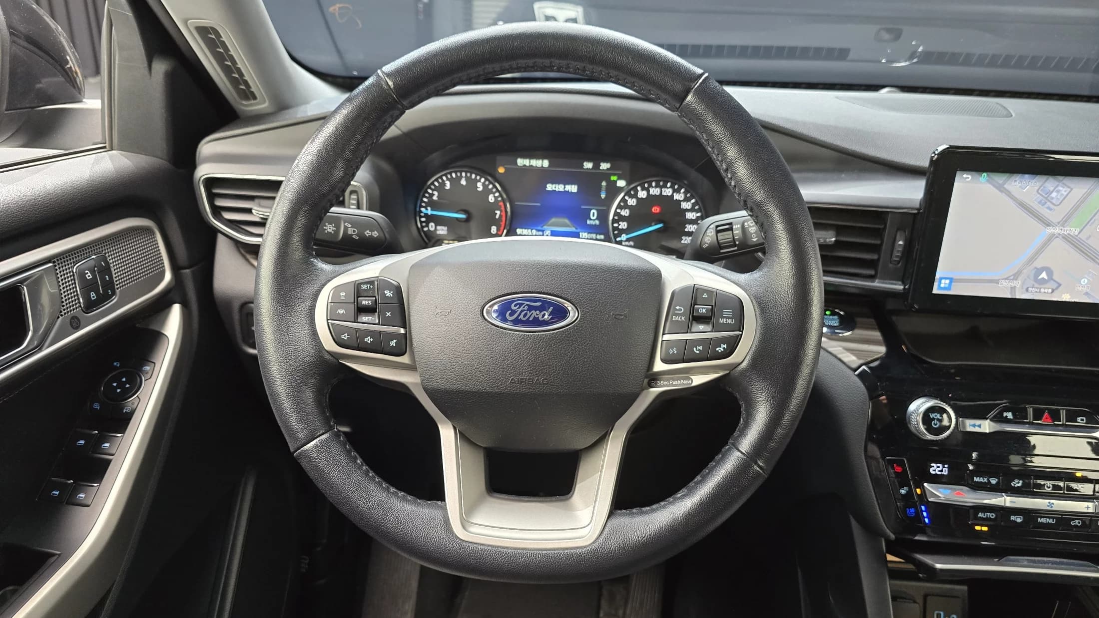 Ford EXPLORER 2.3 LimIted 4WD, 2021 г. 91417 км. — фото 13