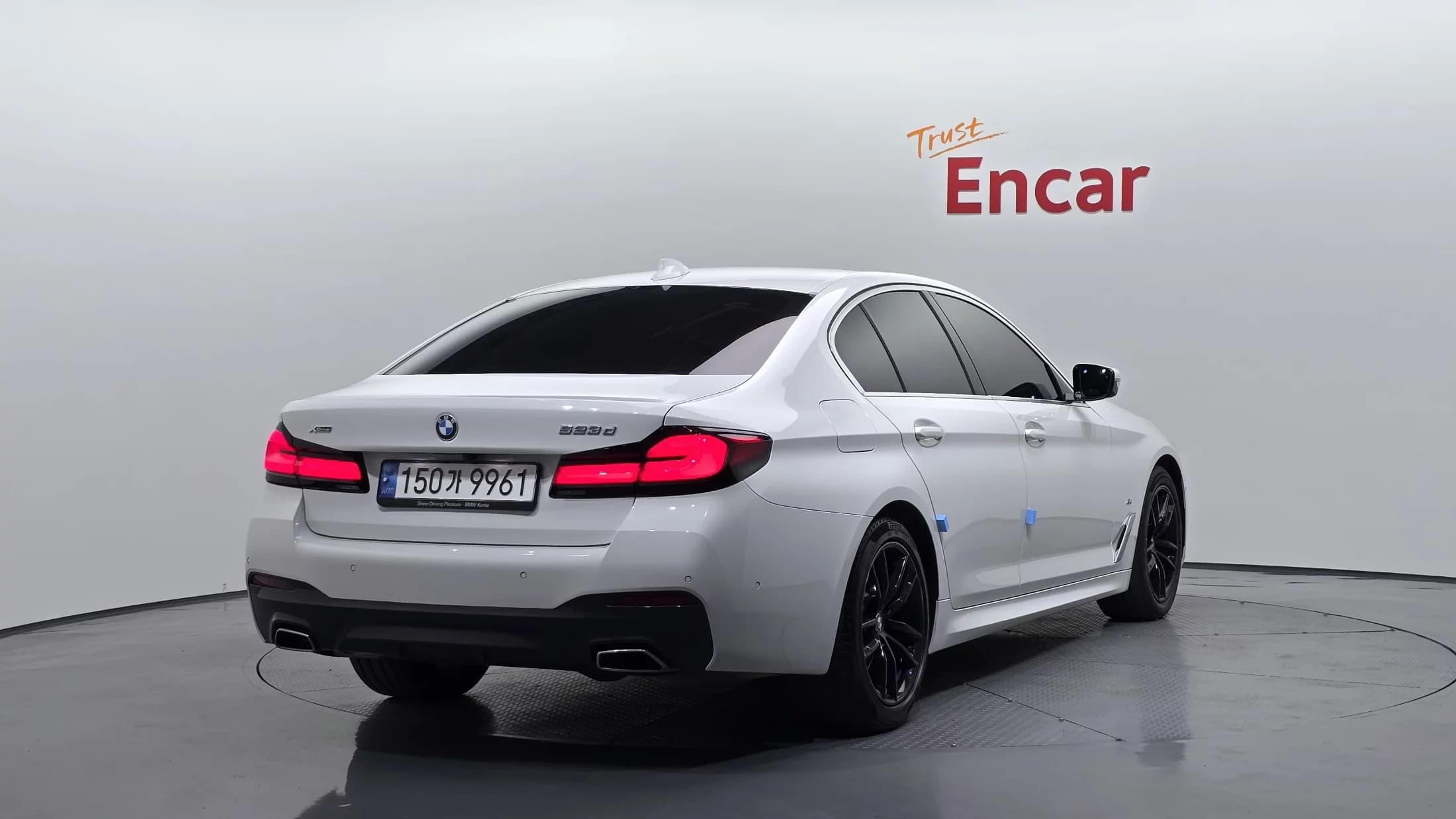 BMW 5-Series 523d xDrive M Sport, 2023 г. 52678 км. — фото 2