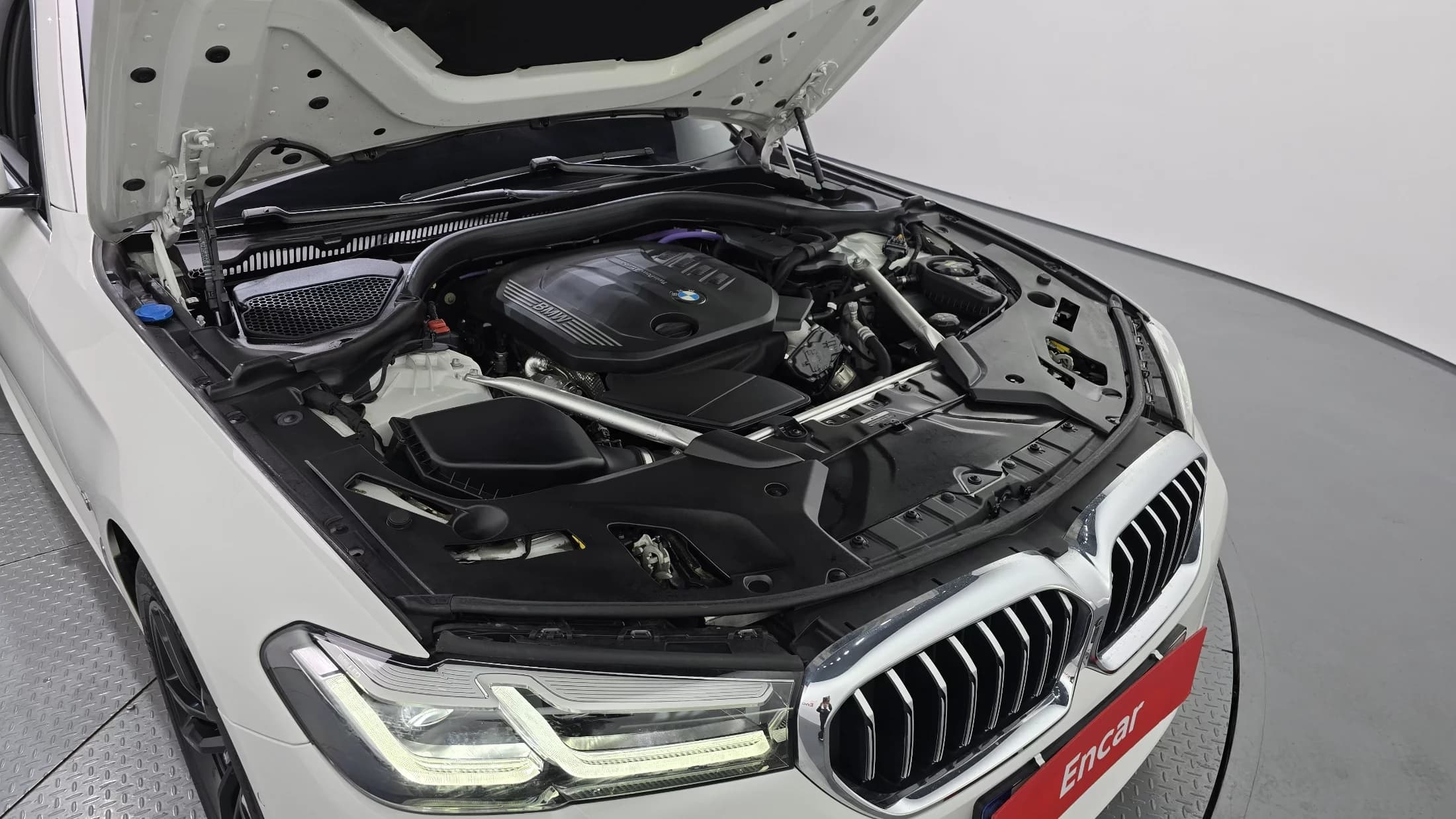 BMW 5-Series 523d xDrive M Sport, 2023 г. 52678 км. — фото 6