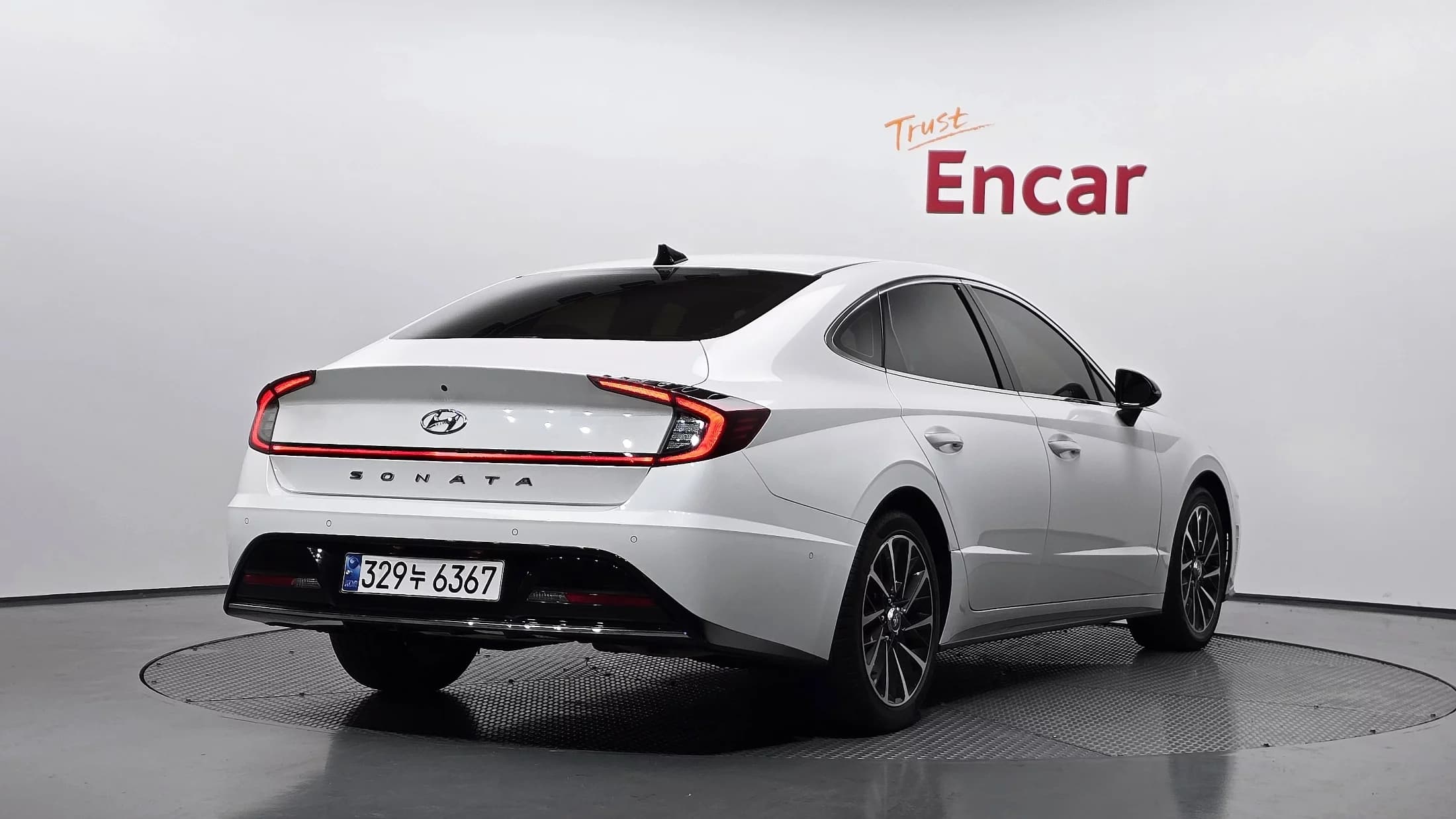Hyundai Sonata 2.0 Premium Plus, 2021 г. 84088 км. — фото 2
