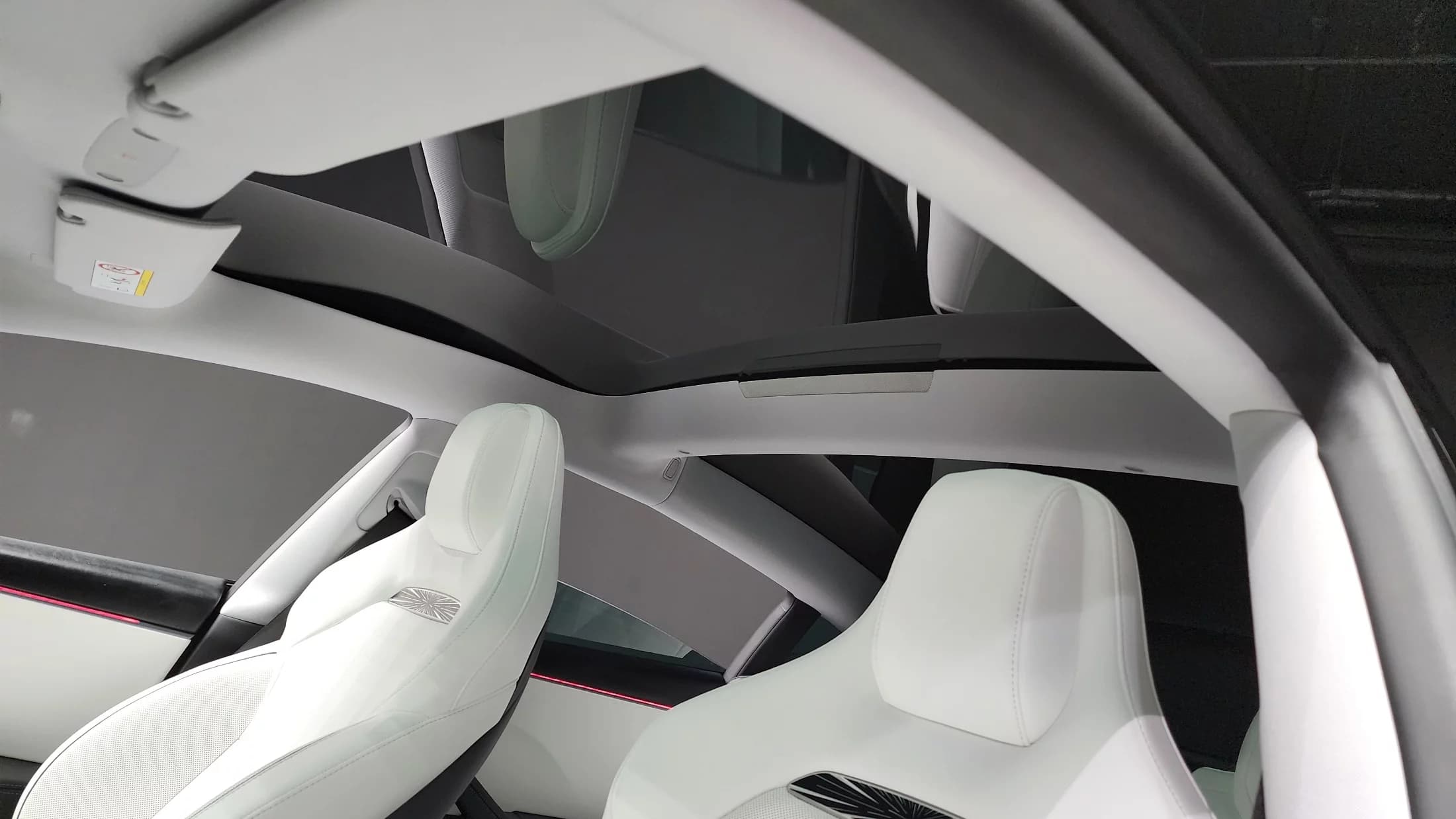 Tesla MODEL 3 Performance, электромобиль, 2025 г. 3729 км. — фото 19