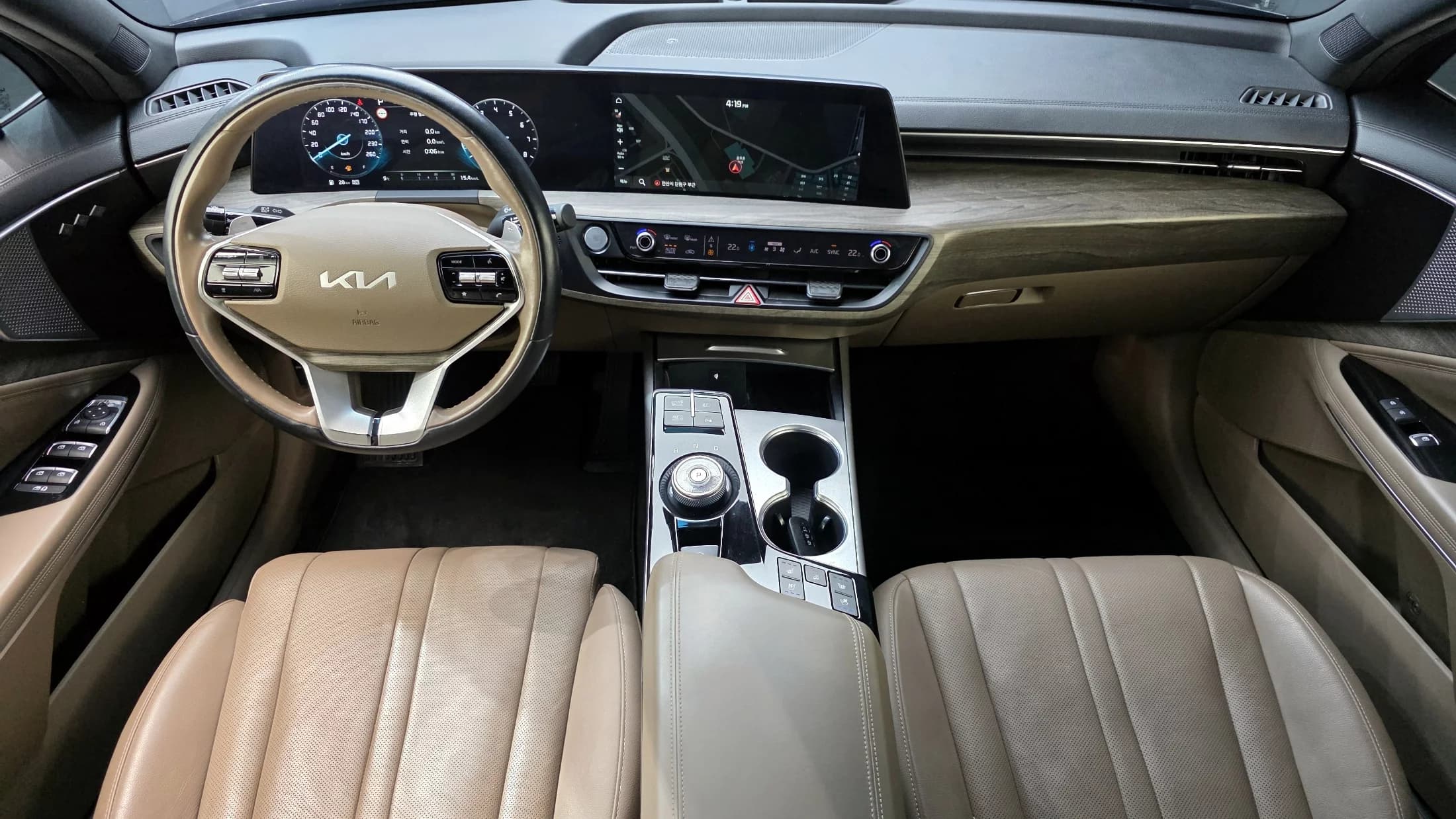 Kia K8 2.5 Gasoline 2WD Noblesse, 2021 г. 72823 км. — фото 7