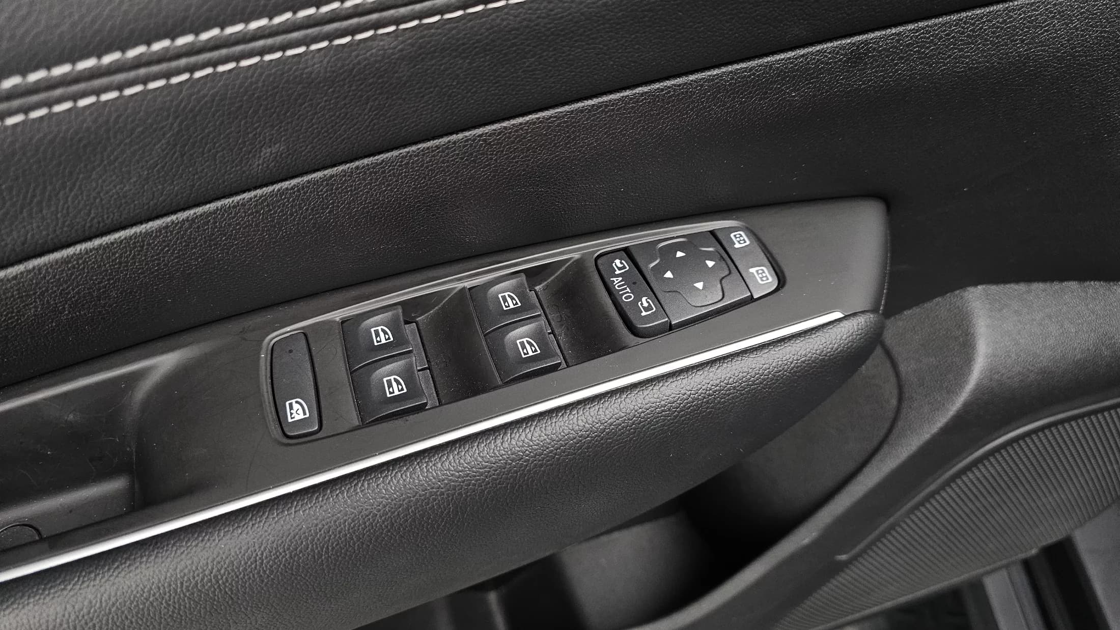 Renault Samsung SM6 2.0 LPe Feel, 2023 г. 16237 км. — фото 18