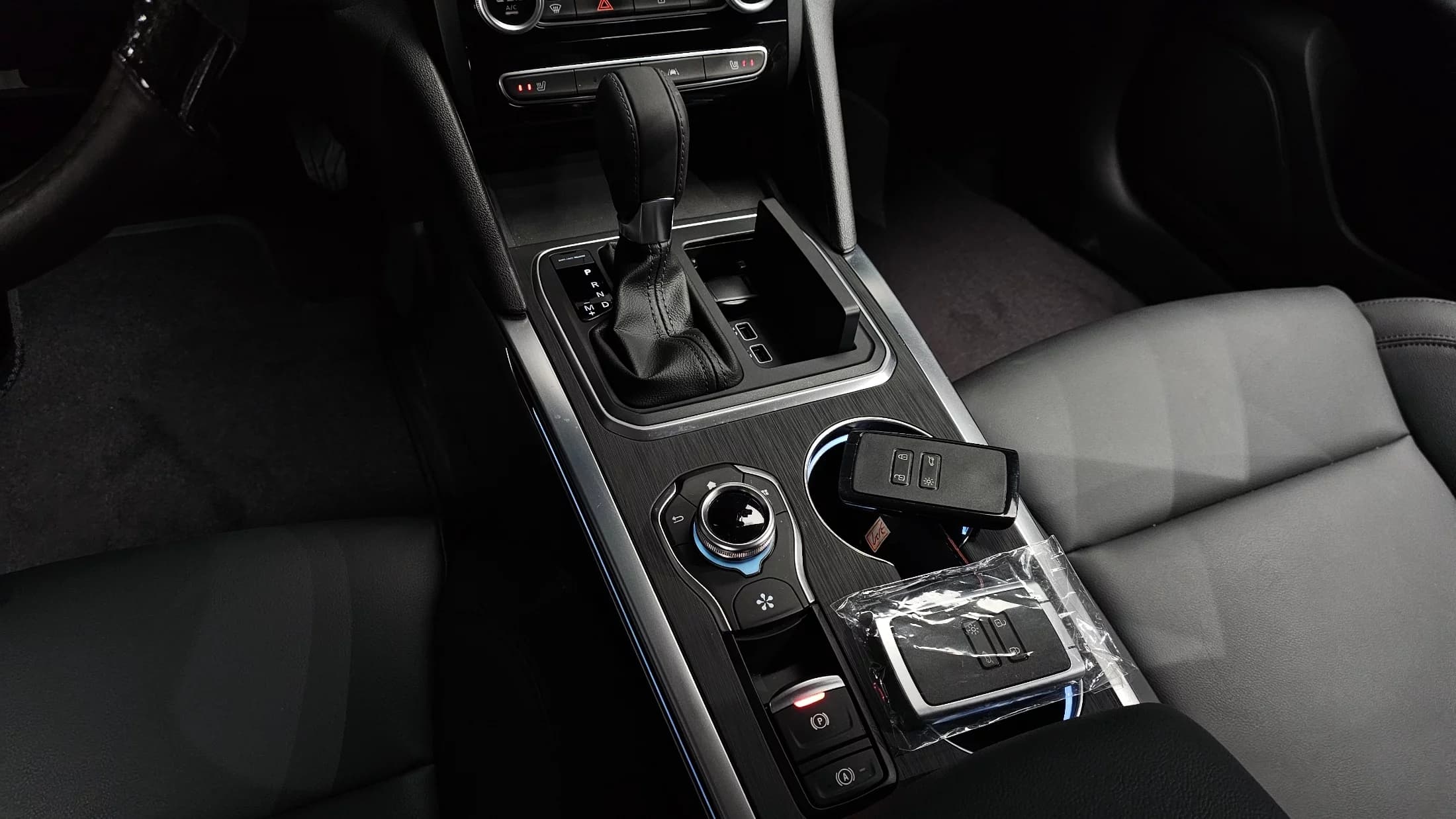 Renault Samsung SM6 2.0 LPe Feel, 2023 г. 16237 км. — фото 9