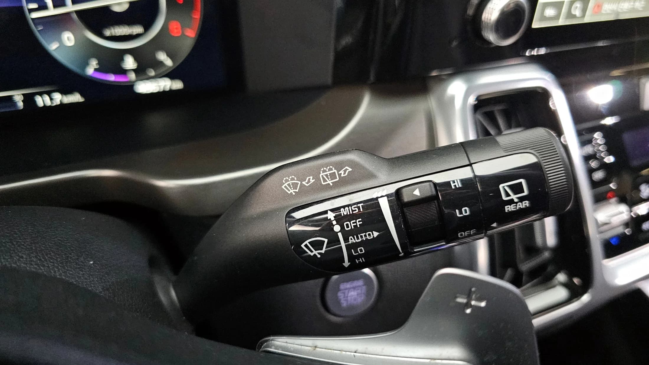 Kia Sorento Gasoline 2.5T 2WD Noblesse, 2023 г. 48677 км. — фото 16