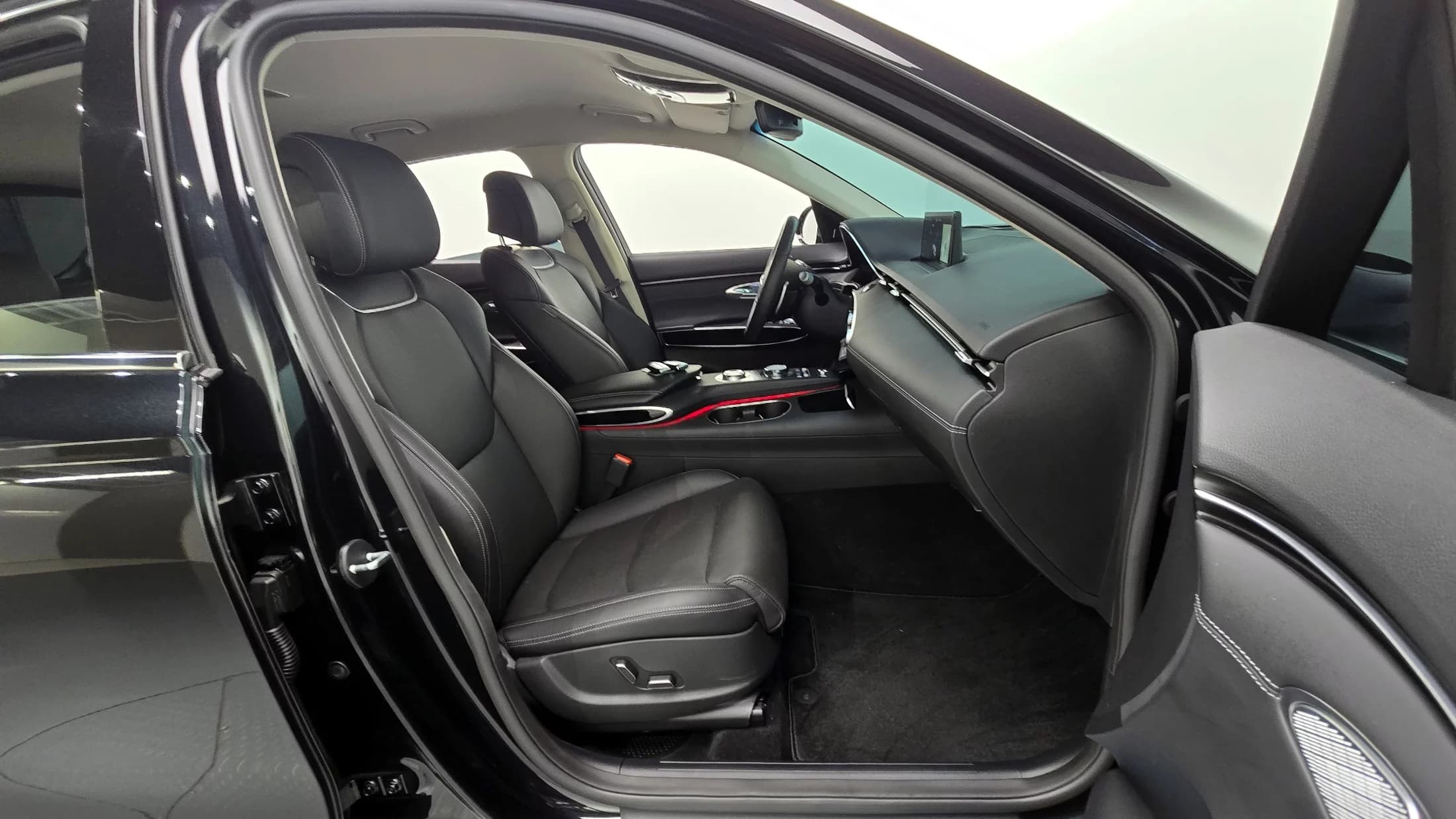 Genesis GV70 2.5T Gasoline AWD, 2024 г. 17271 км. — фото 11
