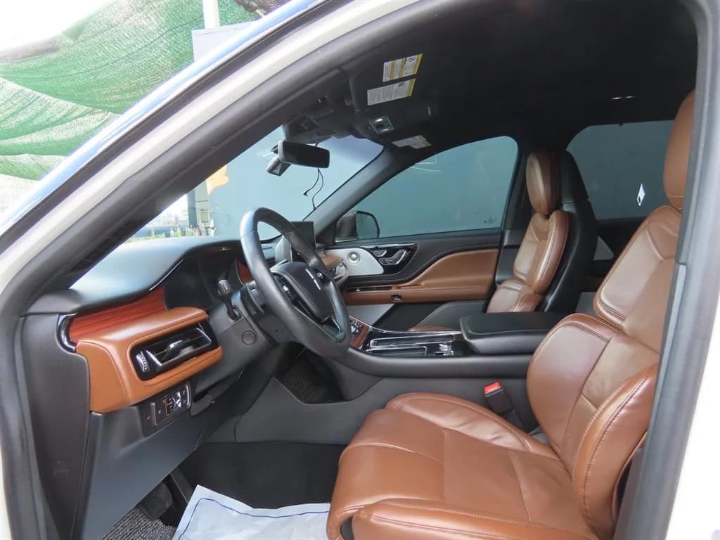 Lincoln AVIATOR 3.0 Reserve  AWD, 2021 г. 109907 км. — фото 14