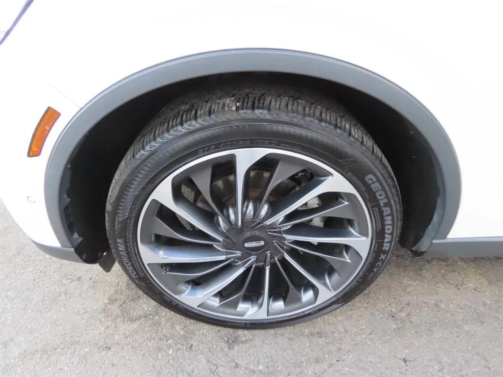 Lincoln AVIATOR 3.0 Reserve  AWD, 2021 г. 109907 км. — фото 20