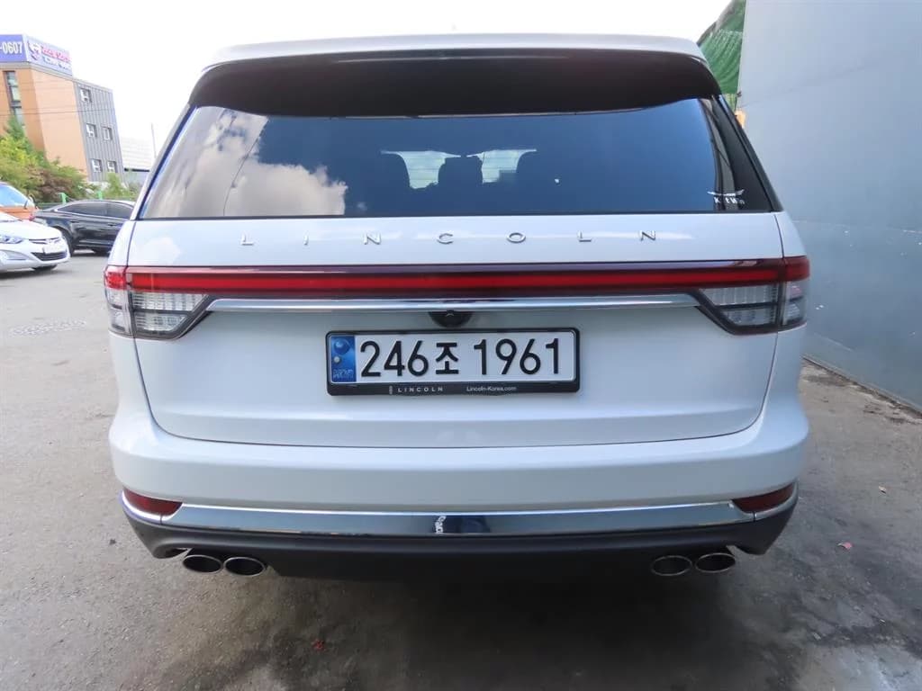 Lincoln AVIATOR 3.0 Reserve  AWD, 2021 г. 109907 км. — фото 4