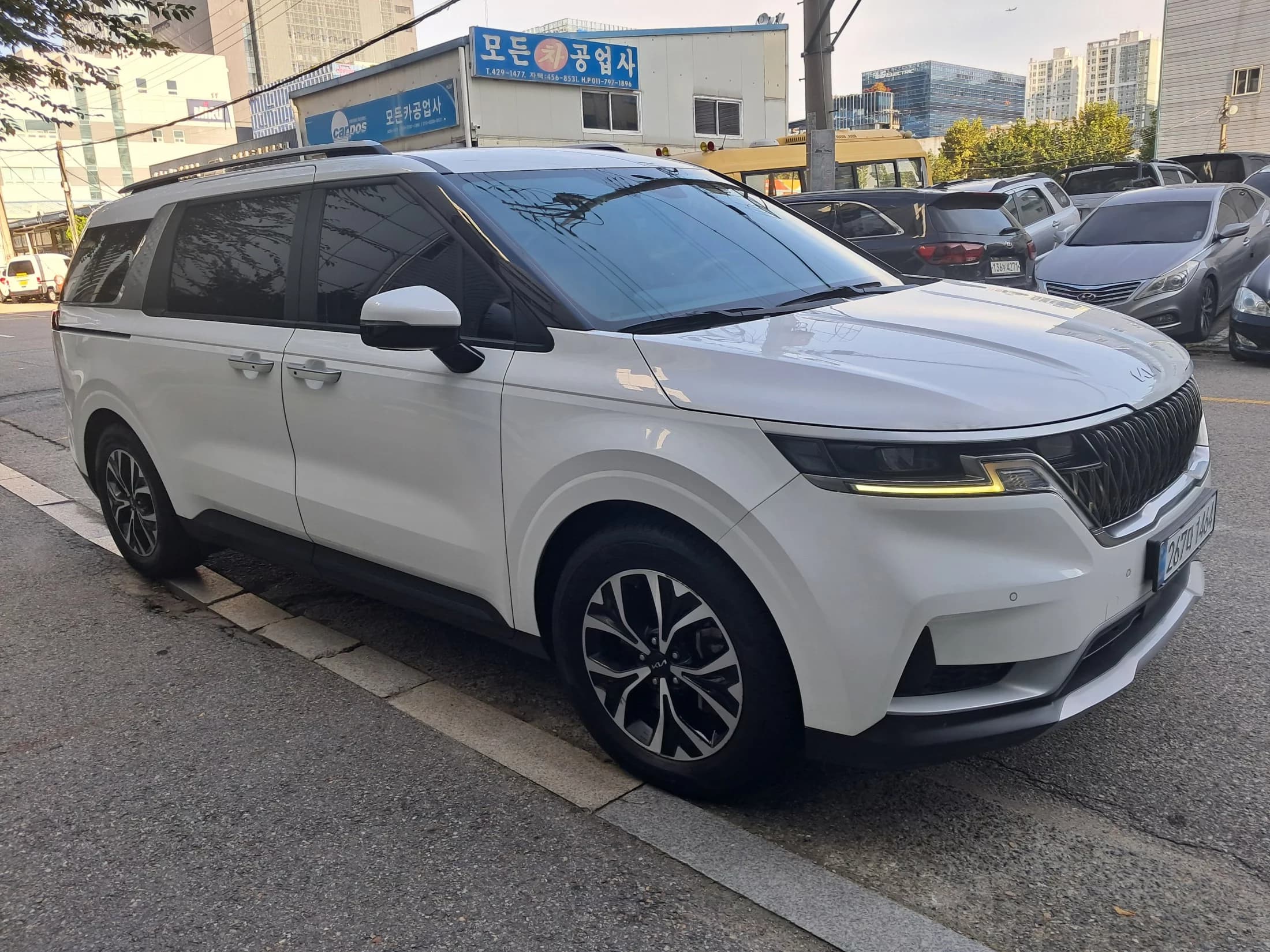Kia Carnival Conversion(LPG) Prestige, 2022 г. 151688 км. — фото 3