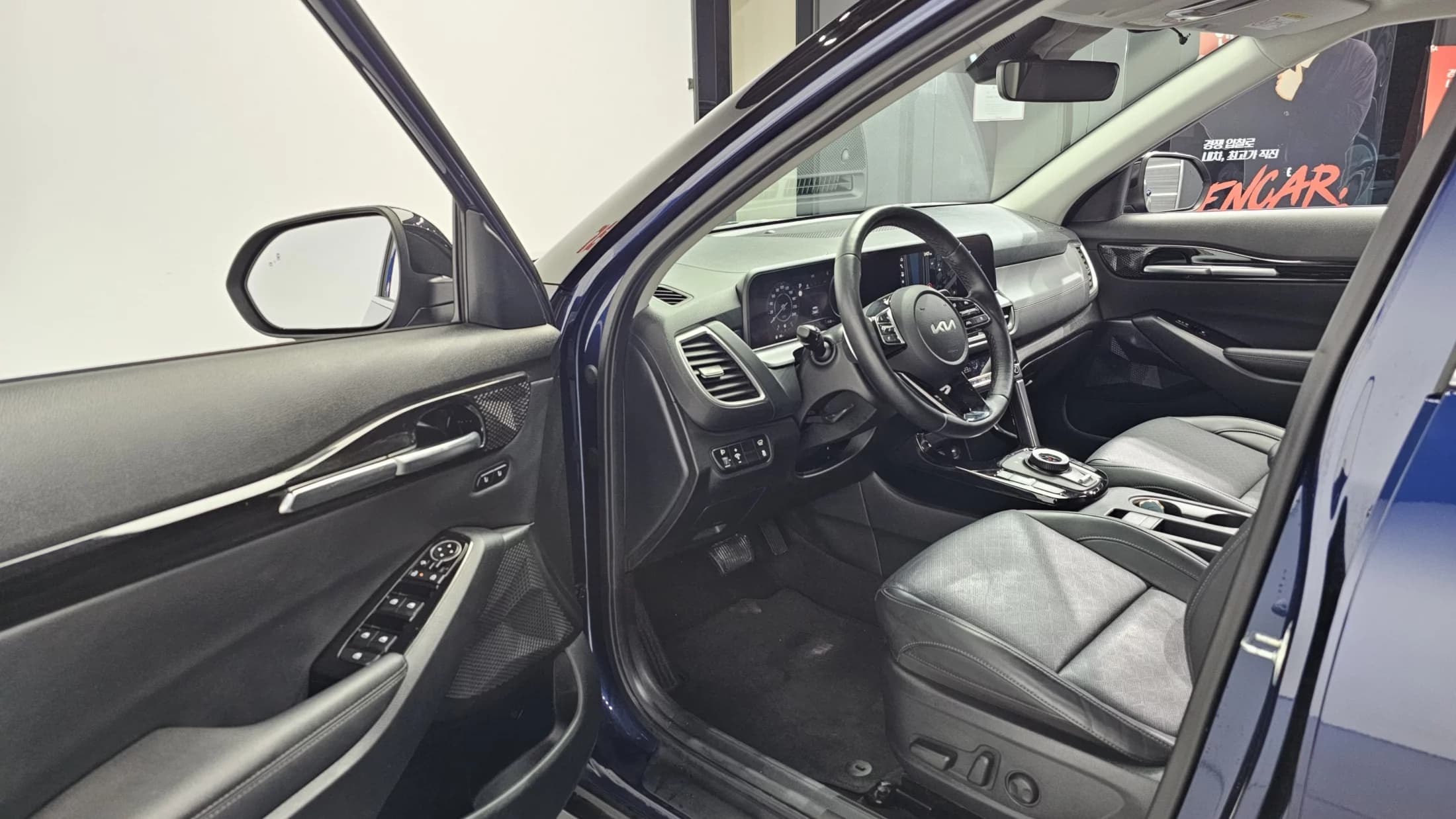 Kia Seltos Gasoline 1.6 Turbo 4WD Gravity, 2023 г. 41400 км. — фото 10