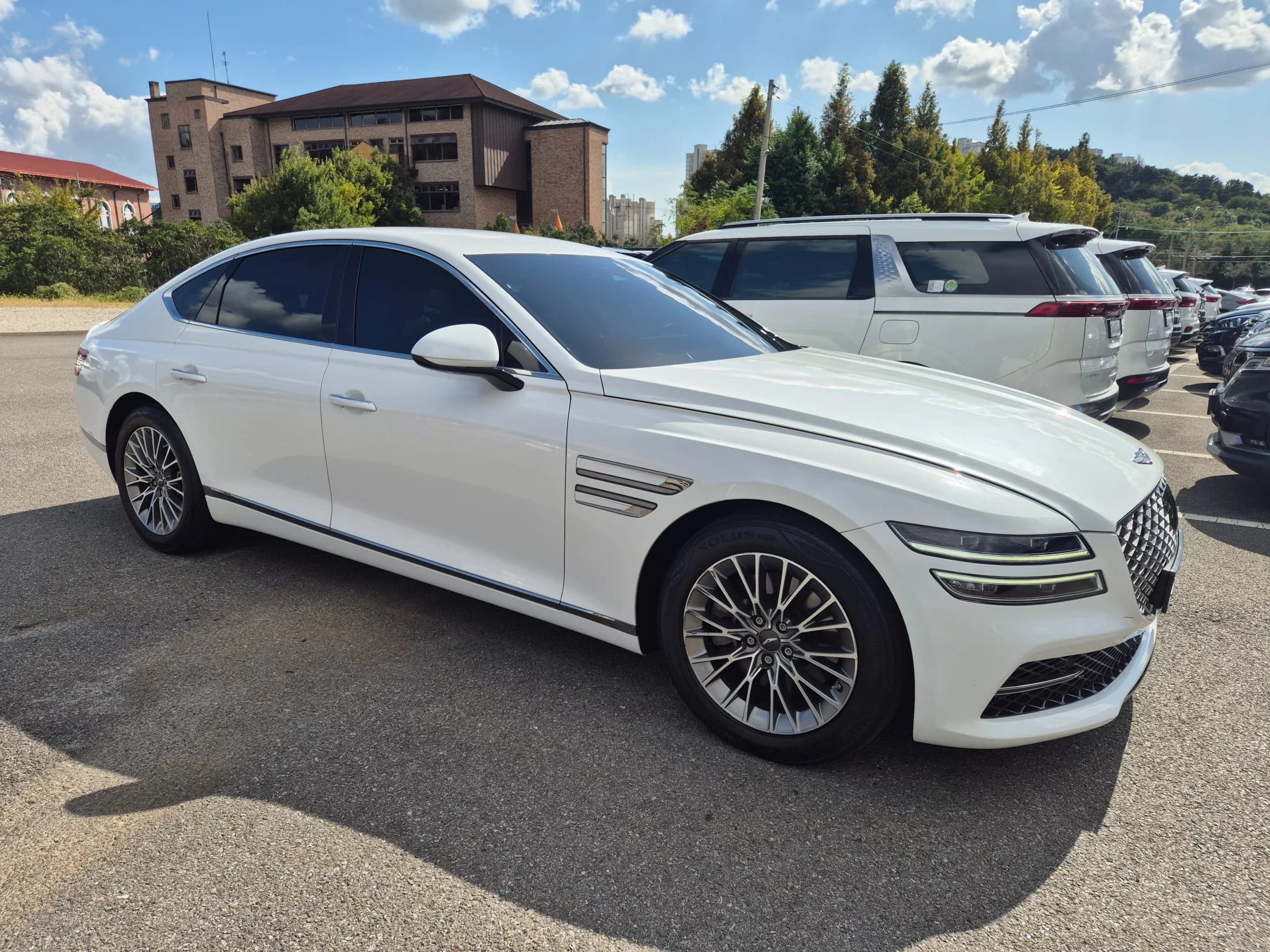 Genesis G80 Gasoline 2.5 Turbo 2WD, 2021 г. 84774 км. — фото 3
