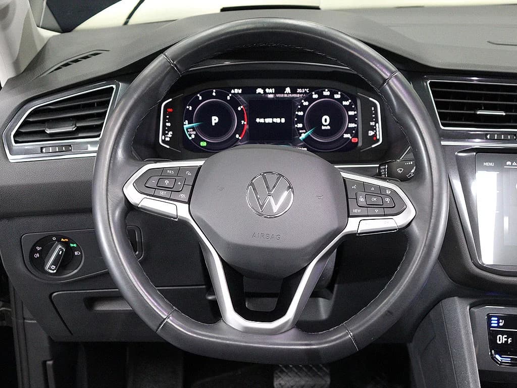 Volkswagen TIGUAN 2.0 TSI Prestige, 2023 г. 30300 км. — фото 14