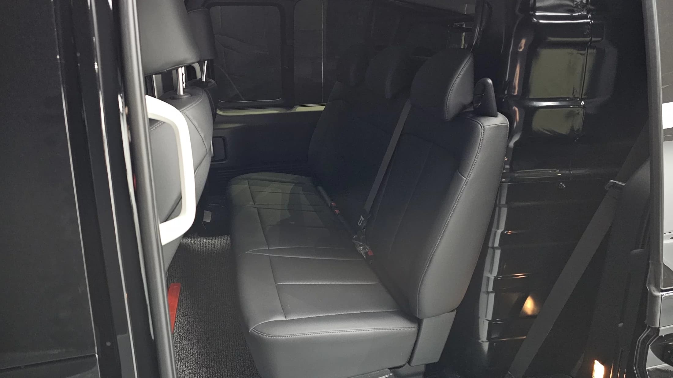 Hyundai Staria L3.5 Cargo 5-Seater Modern, 2025 г. 5728 км. — фото 24