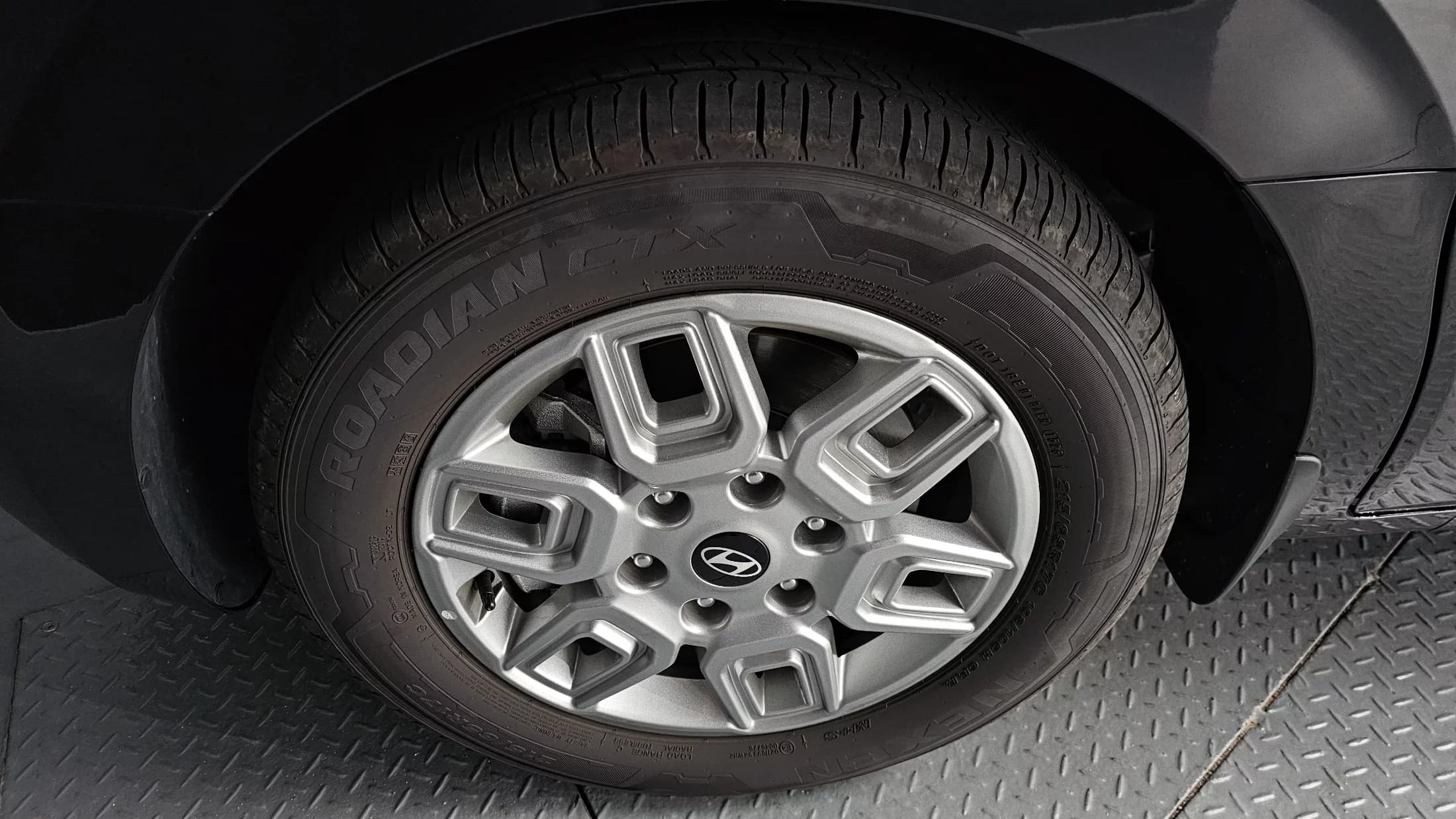 Hyundai Staria L3.5 Cargo 5-Seater Modern, 2025 г. 5728 км. — фото 10