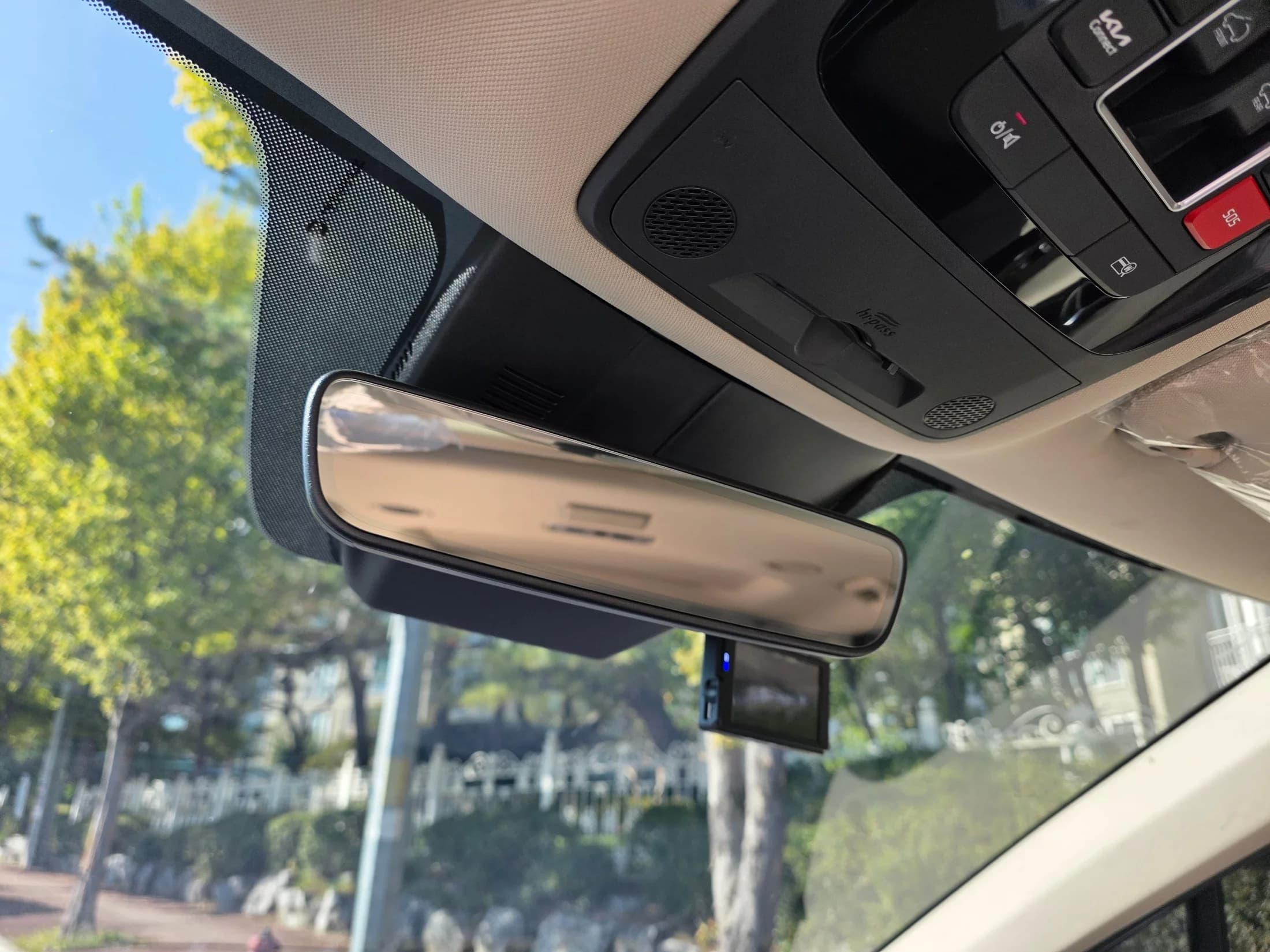 Kia Carnival 7-Seater Signature, 2023 г. 32725 км. — фото 14