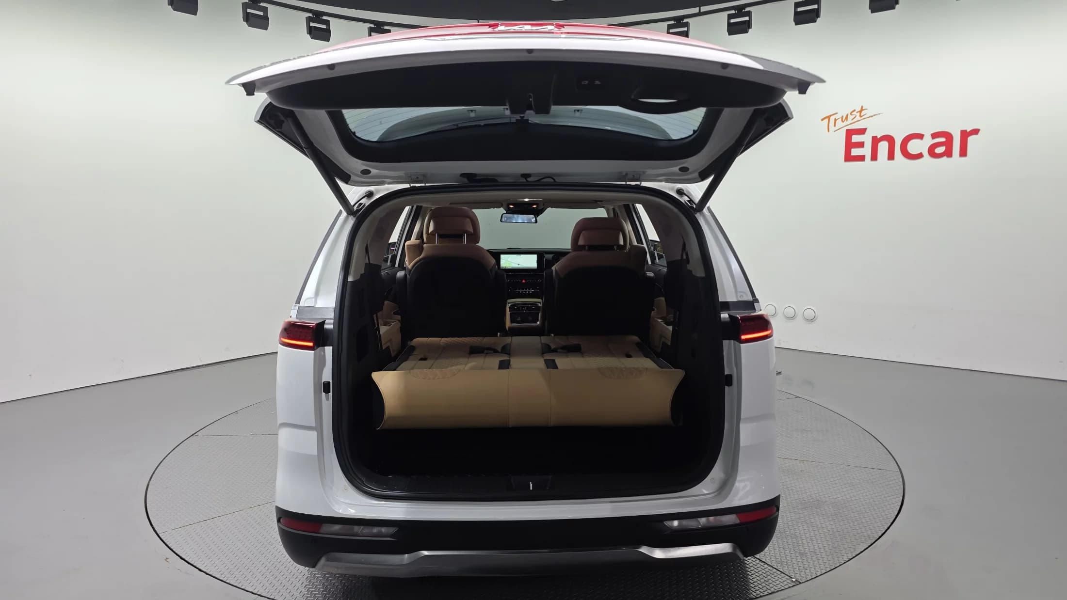 Kia Carnival Gasoline 7-seater Limousine(Special vehicle), 2022 г. 38790 км. — фото 20