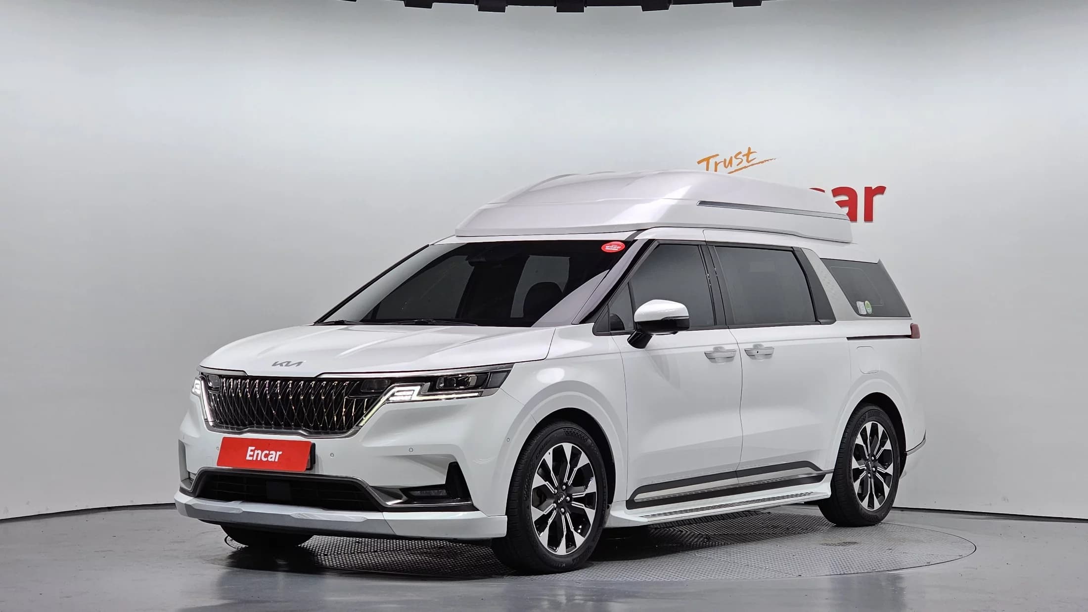 Kia Carnival Gasoline 7-Seater Hi-Limousine Signature, 2022 г. 89434 км.