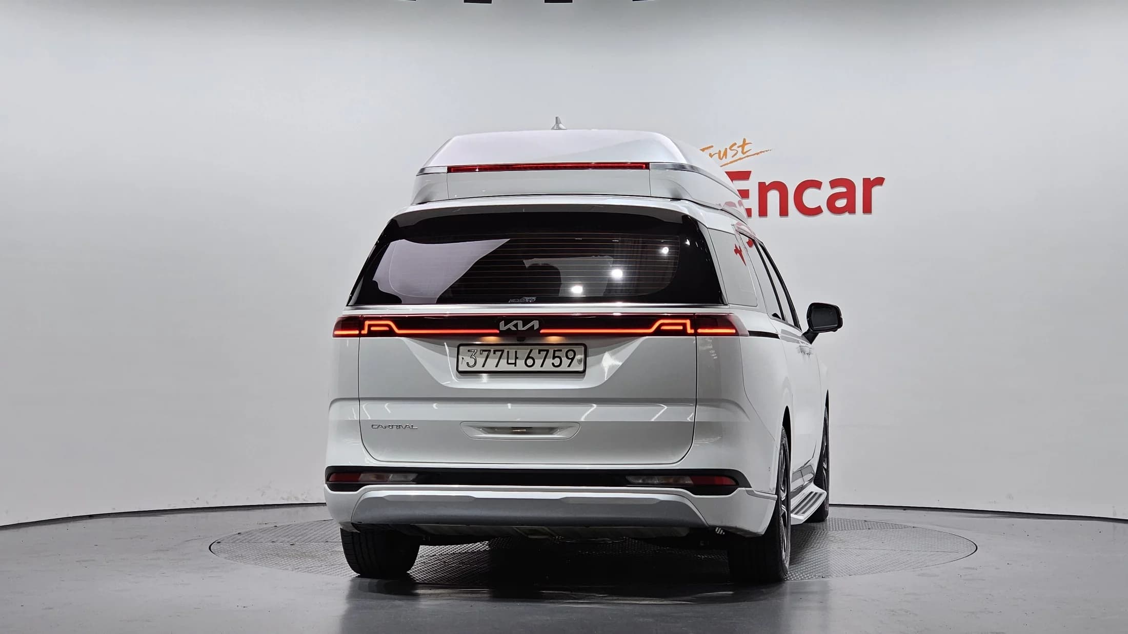 Kia Carnival Gasoline 7-Seater Hi-Limousine Signature, 2022 г. 89434 км. — фото 4