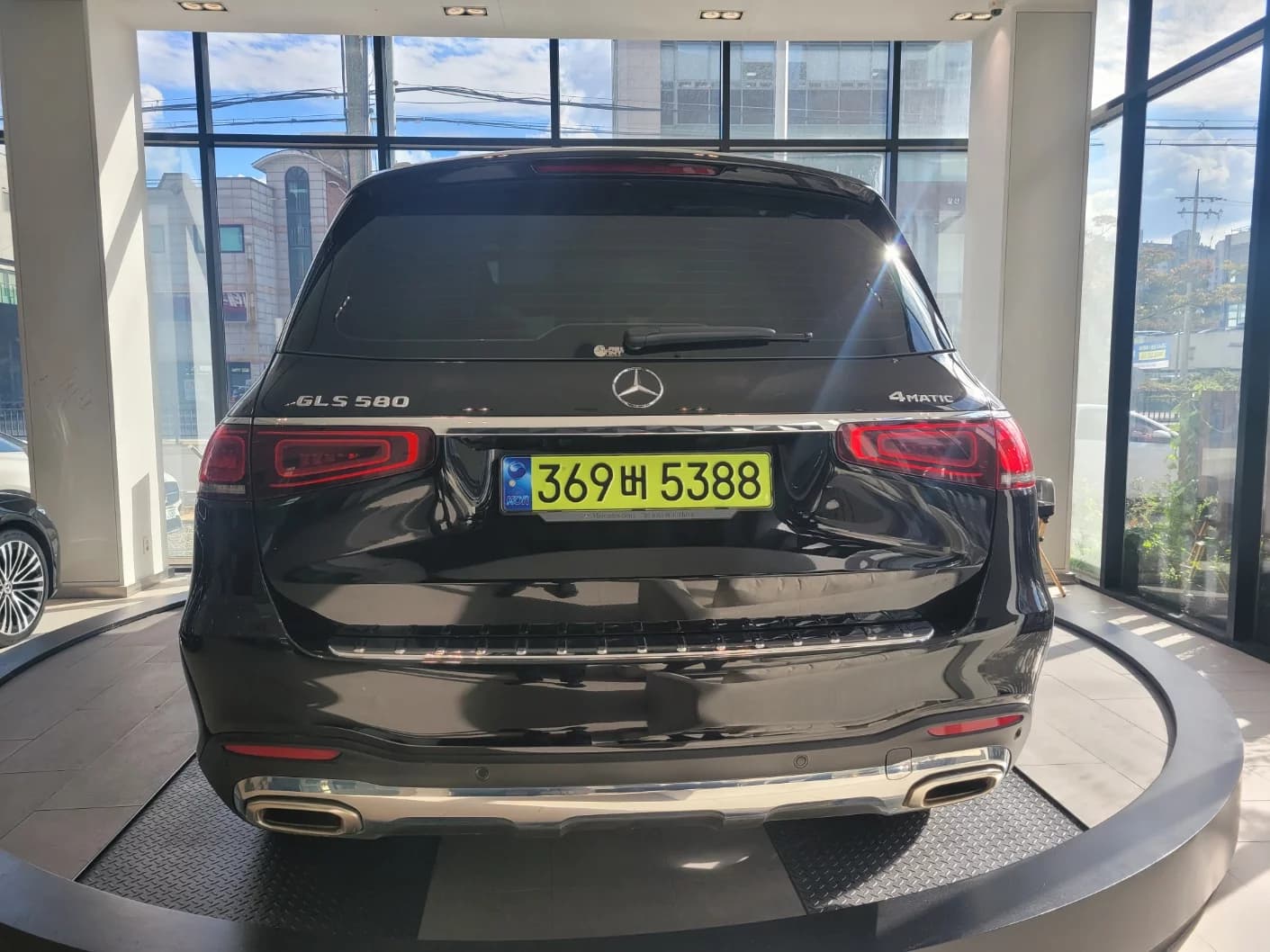 Mercedes-Benz GLS-Class GLS580 4MATIC, 2022 г. 73112 км. — фото 4