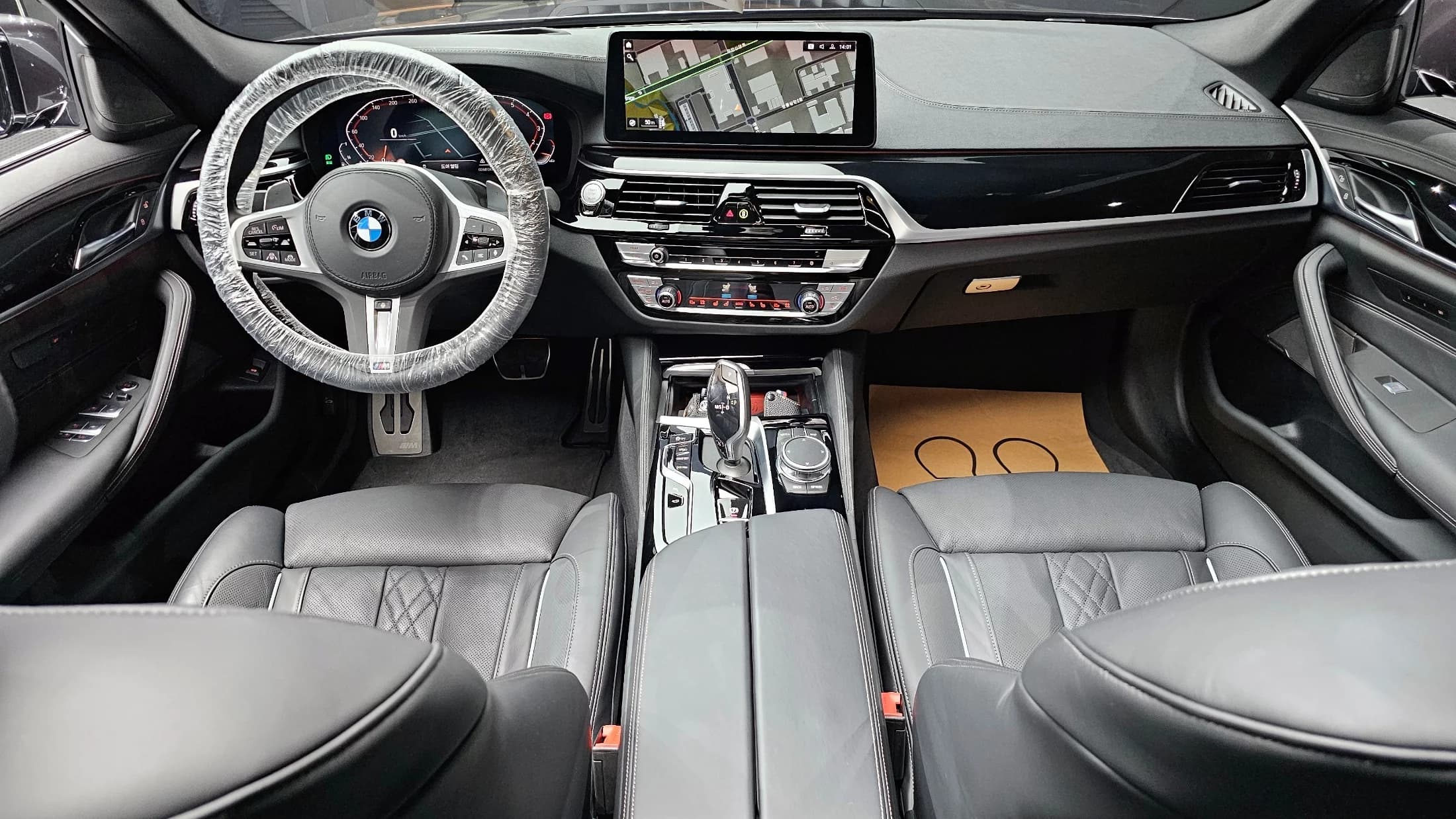 BMW 5-Series 530i M Sport Package, 2023 г. 35871 км. — фото 7
