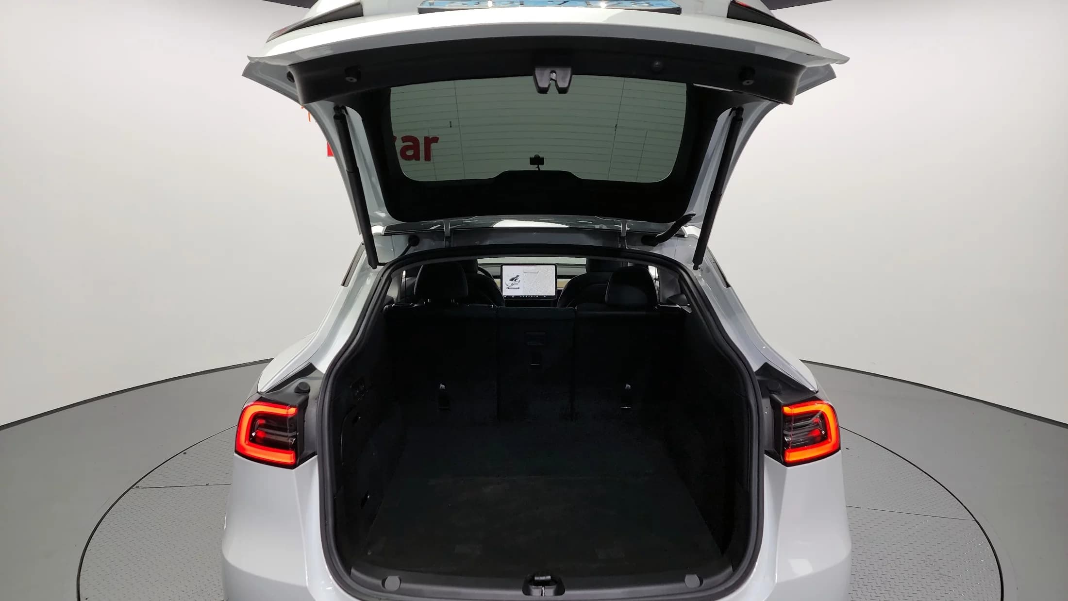 Tesla Model Y Long Range, электромобиль, 2021 г. 131588 км. — фото 20