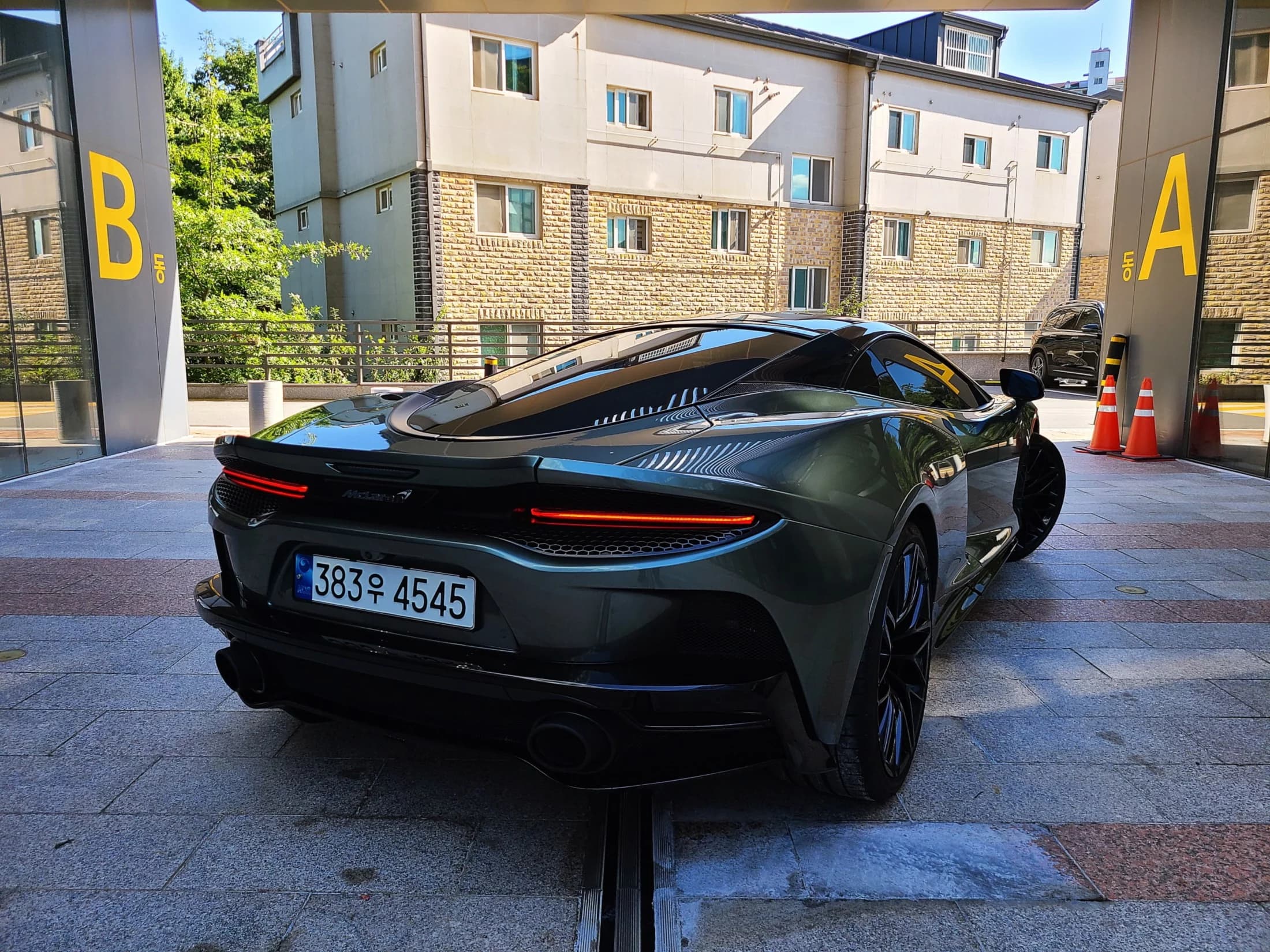 Mclaren GT 4.0, 2021 г. 7497 км. — фото 4