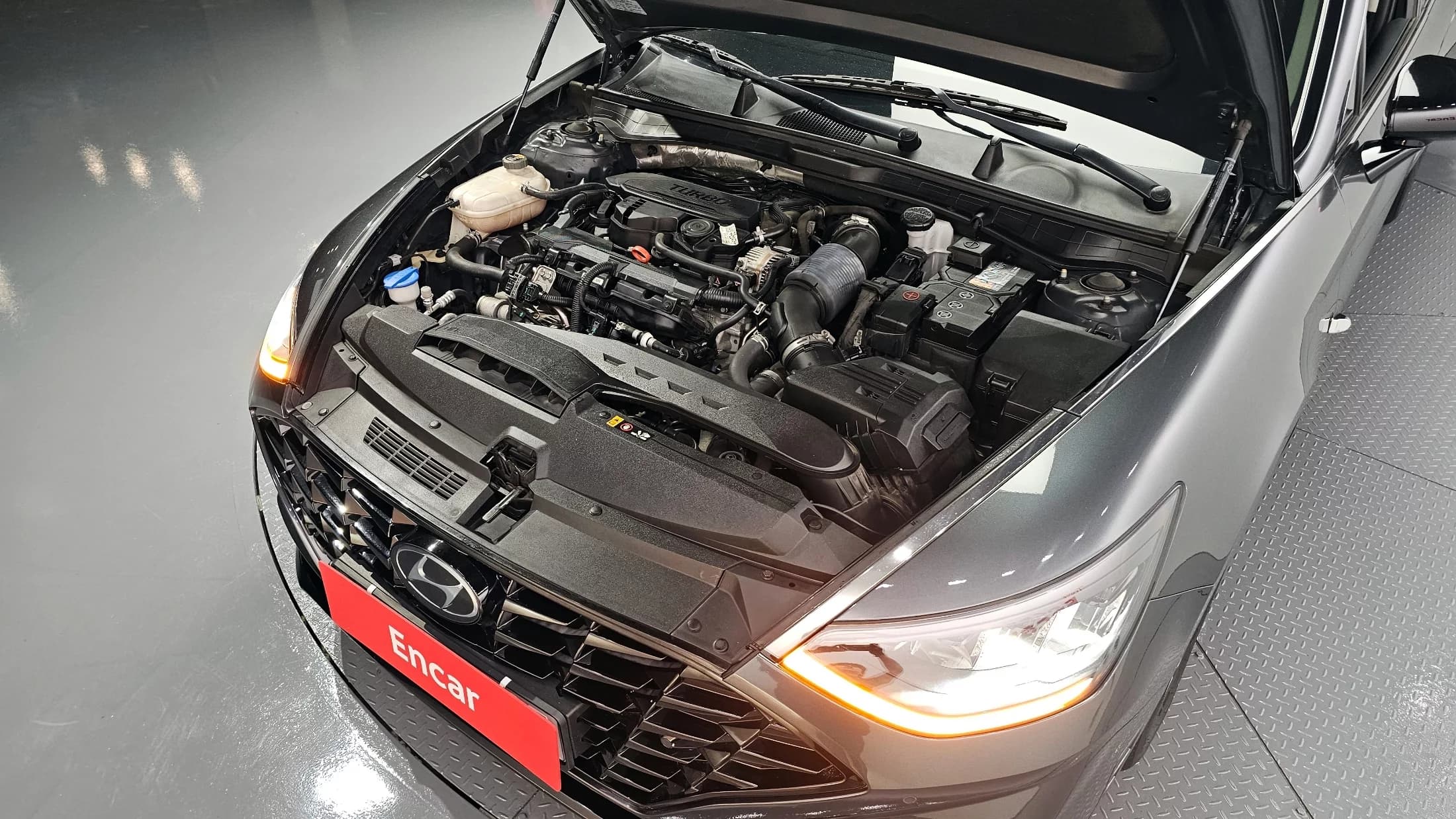 Hyundai Sonata 1.6 Turbo Premium Family, 2021 г. 64380 км. — фото 6