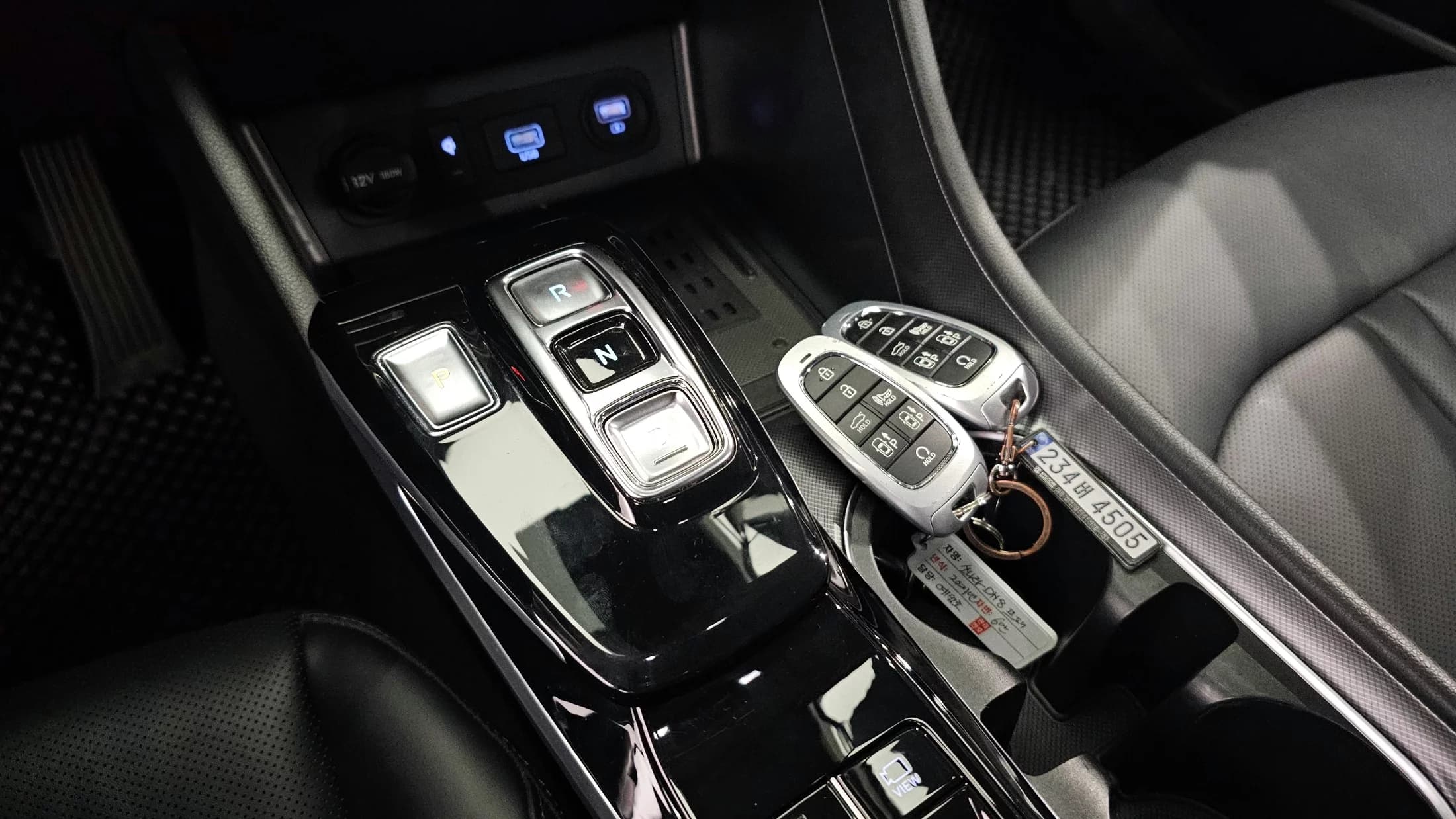 Hyundai Sonata 1.6 Turbo Premium Family, 2021 г. 64380 км. — фото 9
