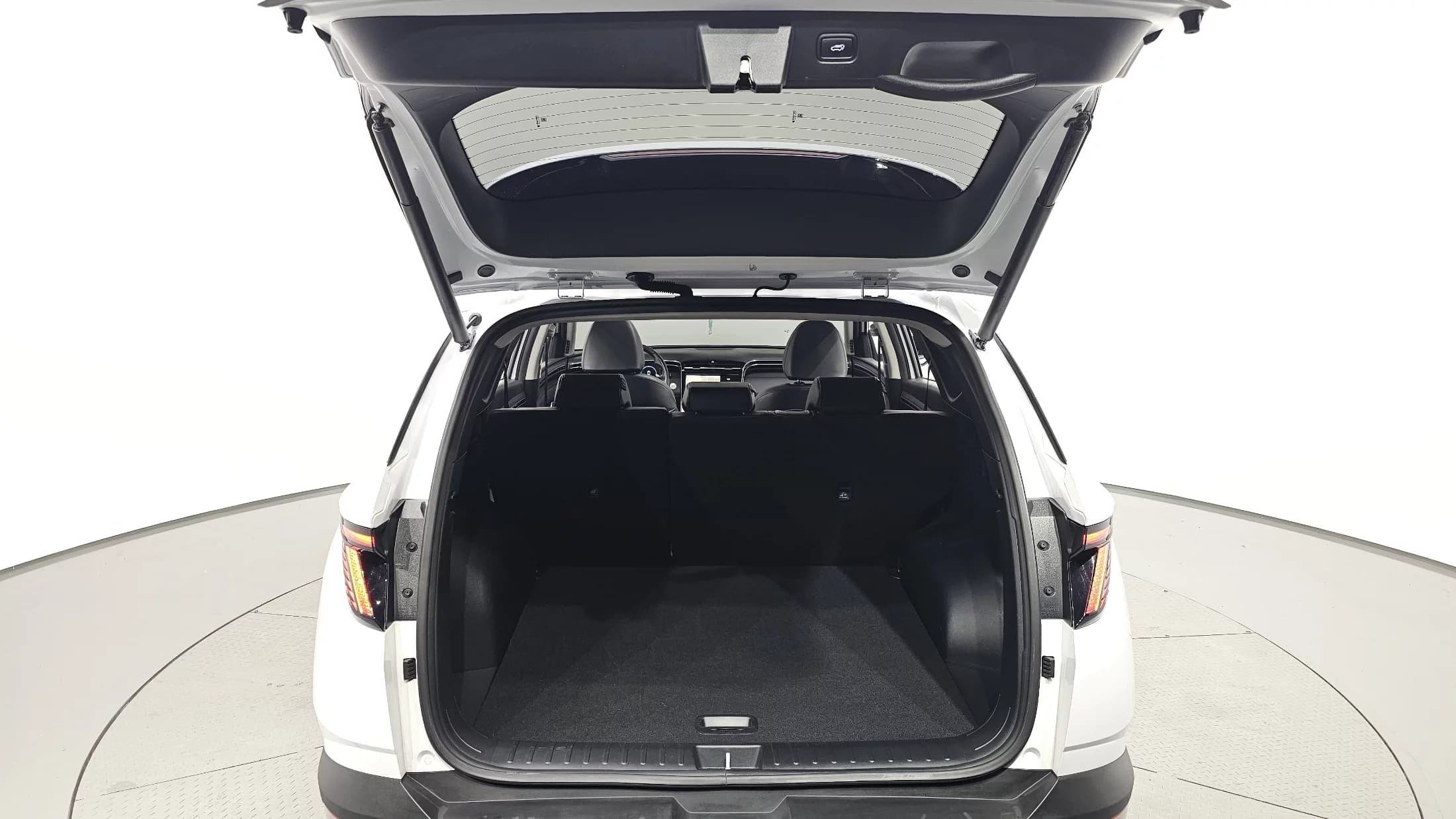 Hyundai Tucson Diesel 2.0 4WD Inspiration, 2023 г. 43970 км. — фото 20