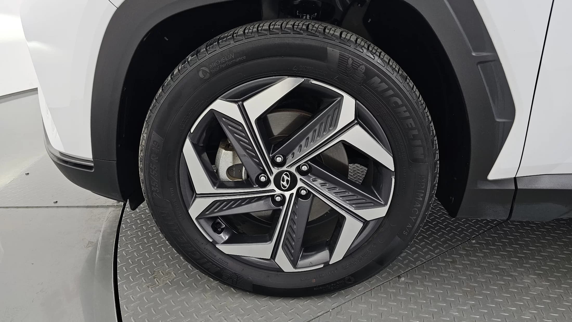 Hyundai Tucson Diesel 2.0 4WD Inspiration, 2023 г. 43970 км. — фото 5
