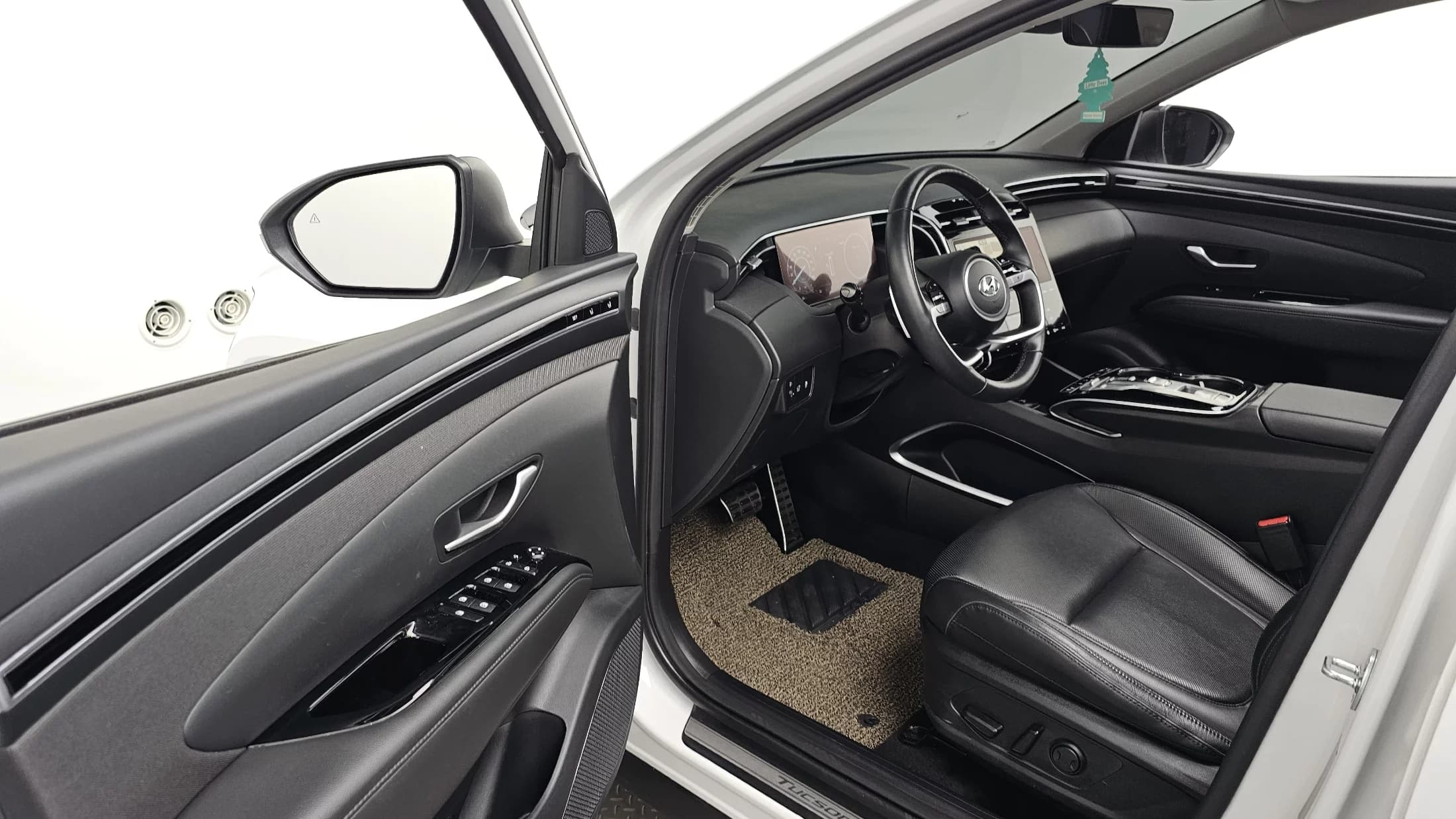Hyundai Tucson Diesel 2.0 4WD Inspiration, 2023 г. 43970 км. — фото 10