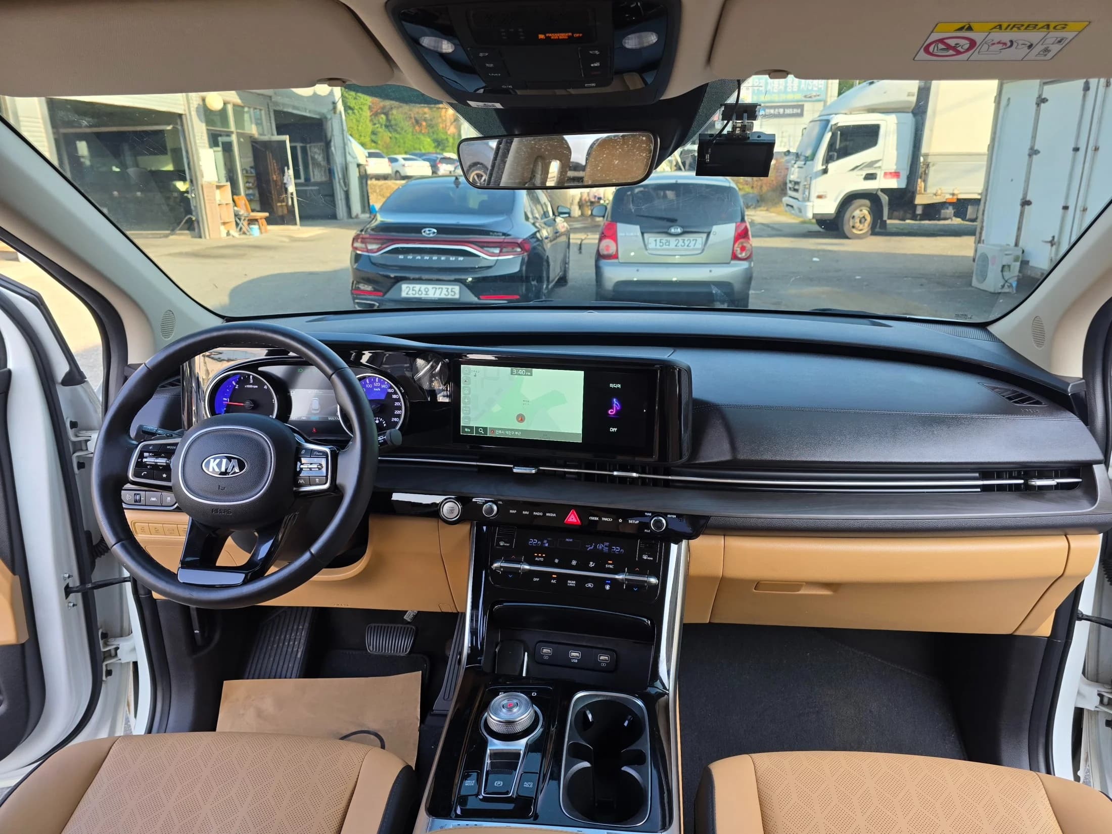 Kia Carnival 9-Seater Noblesse, 2021 г. 95587 км. — фото 19