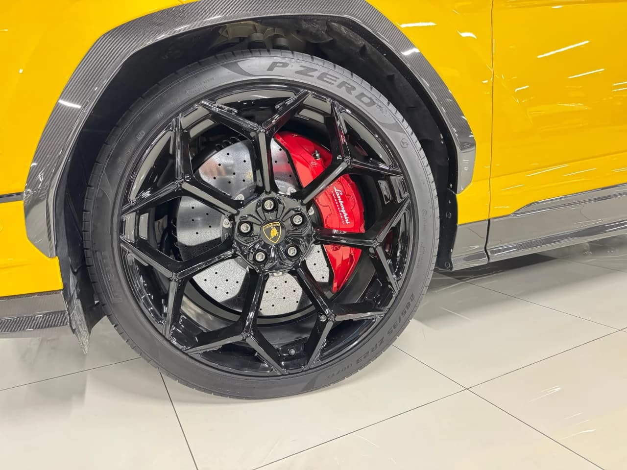 Lamborghini URUS 4.0 V8 Performante, 2024 г. 3774 км. — фото 16