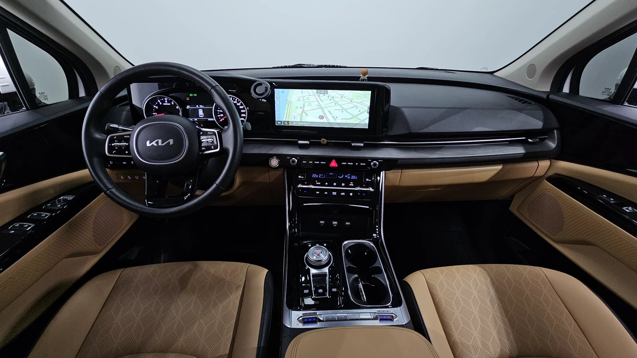 Kia Carnival Gasoline 9-Seater Noblesse, 2023 г. 65691 км. — фото 7