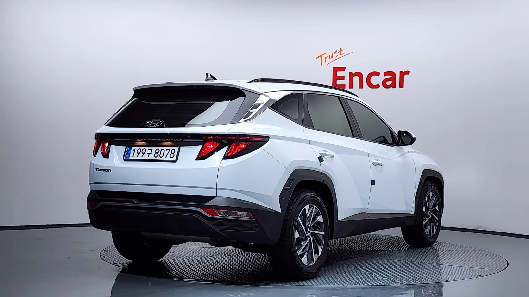 Hyundai Tucson Gasoline 1.6 Turbo 2WD Premium, 2023 г. 83929 км. — фото 2
