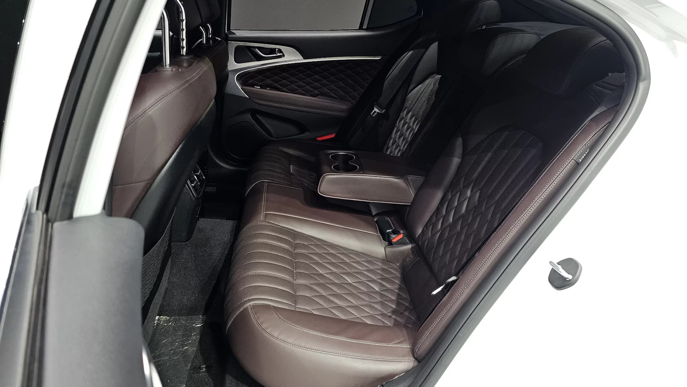 Genesis G70 Gasoline 2.0T 4WD, 2021 г. 52226 км. — фото 12