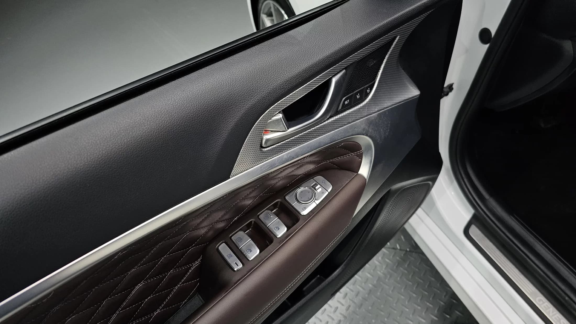 Genesis G70 Gasoline 2.0T 4WD, 2021 г. 52226 км. — фото 18
