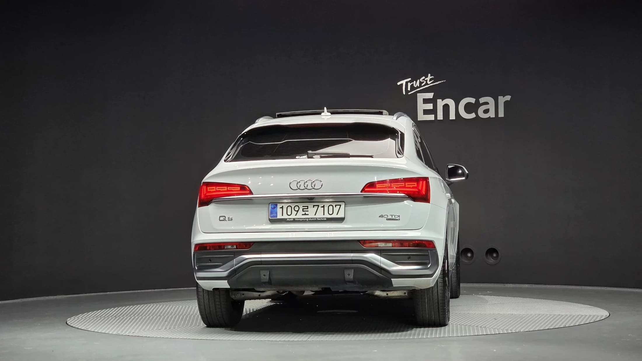 Audi Q5 40 TDI Quattro Premium Sportback, 2023 г. 37177 км. — фото 4