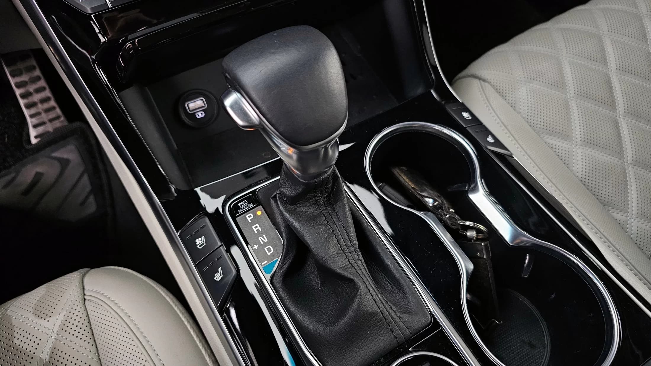 Kia Mohave Diesel 3.0 4WD 7-Seater Masters, 2021 г. 59605 км. — фото 9
