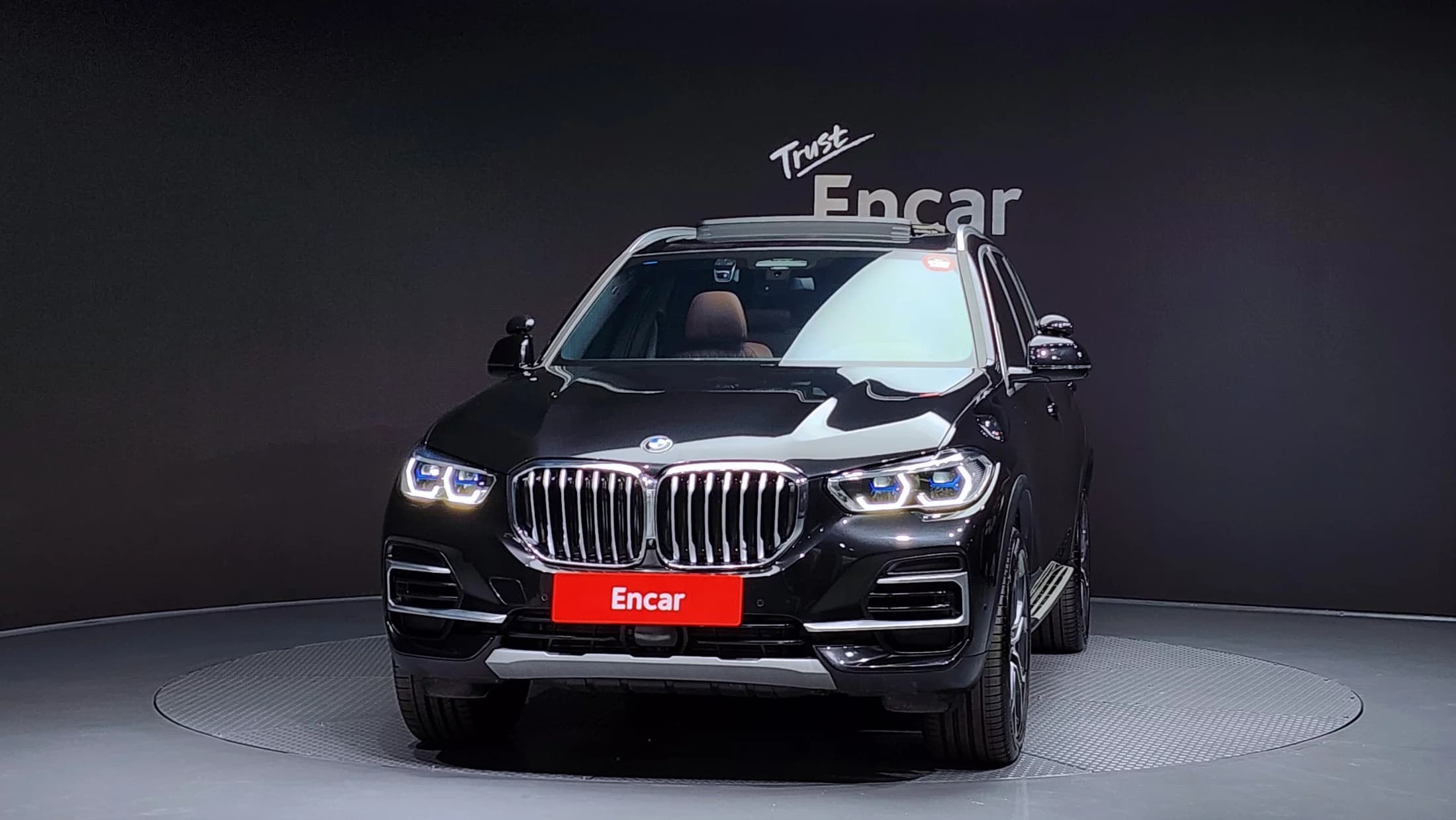 BMW X5 xDrive 30d xLine, 2023 г. 12042 км. — фото 3