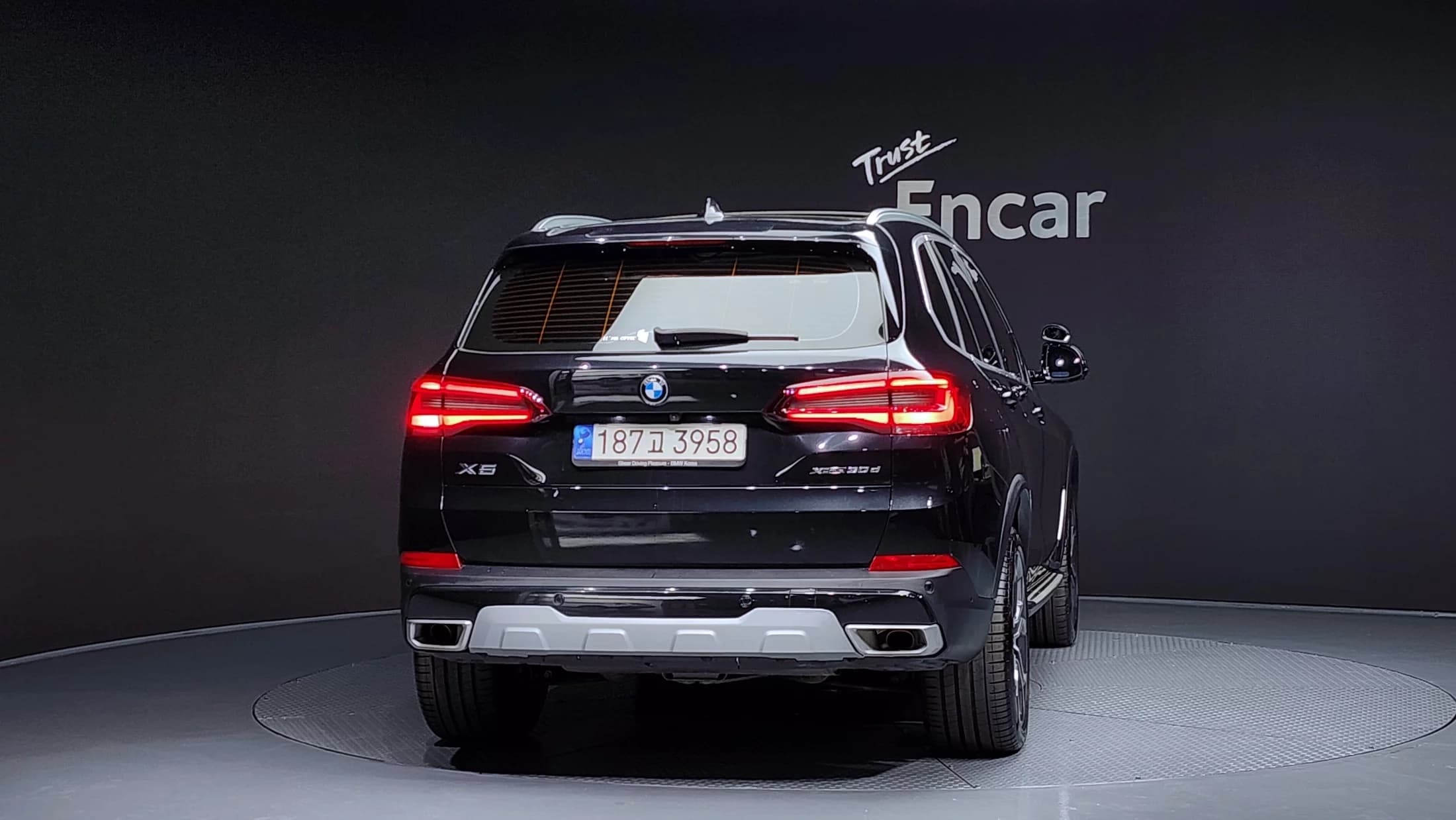 BMW X5 xDrive 30d xLine, 2023 г. 12042 км. — фото 4