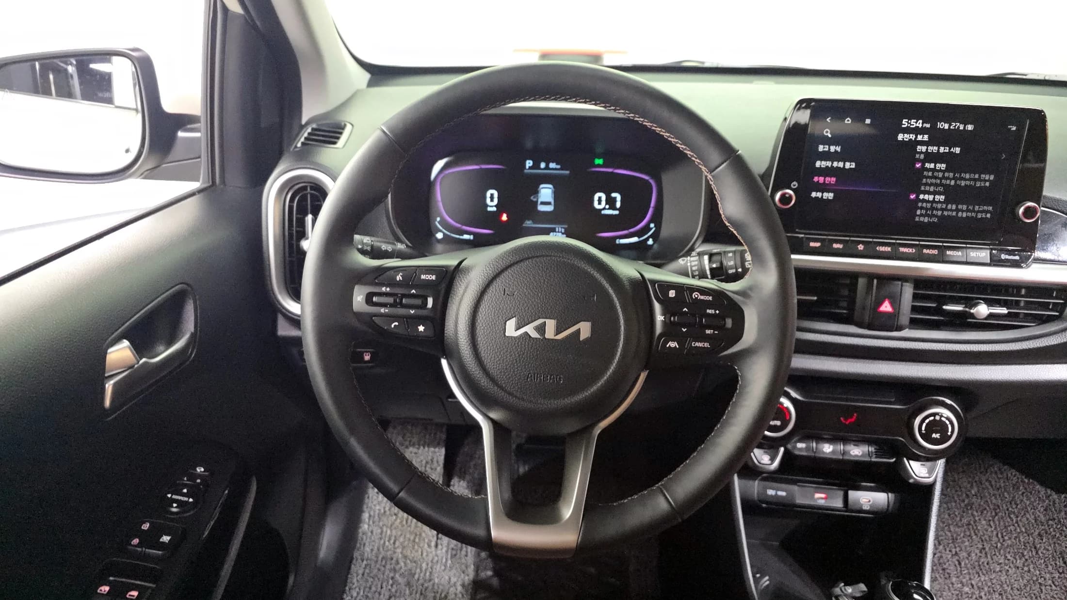 Kia Morning Signiture, 2023 г. 4786 км. — фото 13